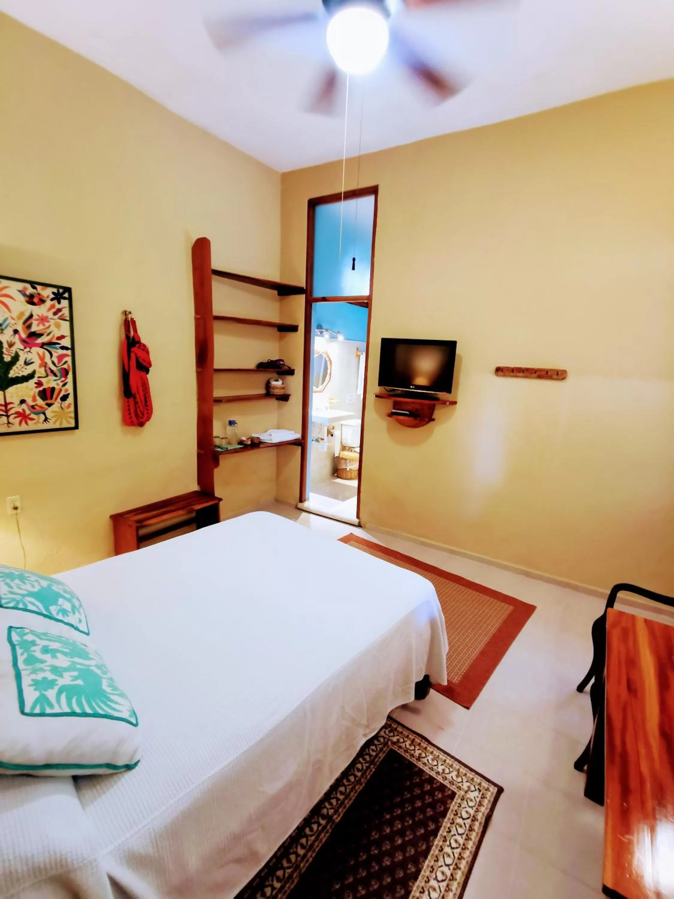 Bed in Casa Quetzal Hotel