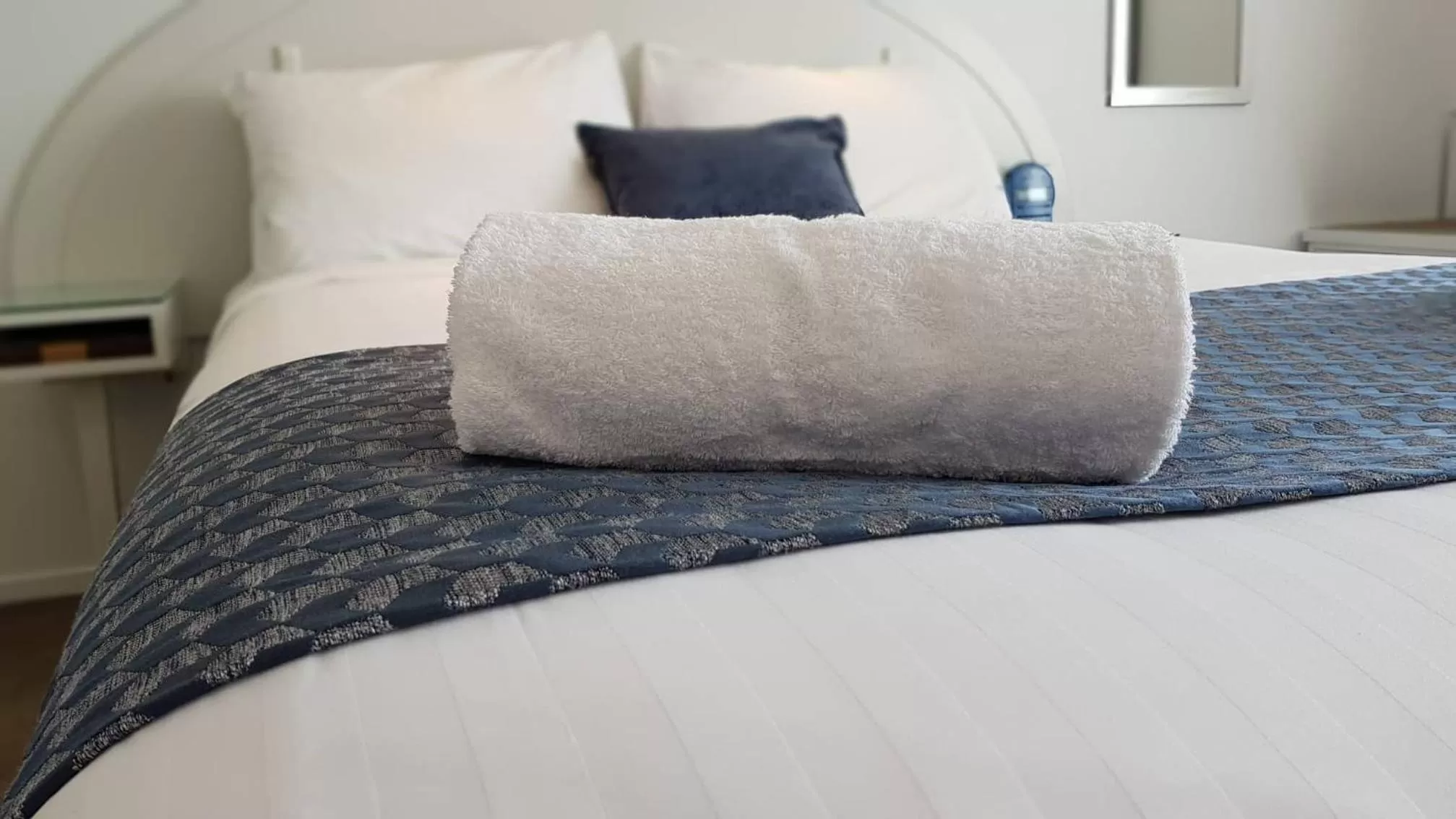 Bed in Brougham Heights Motel