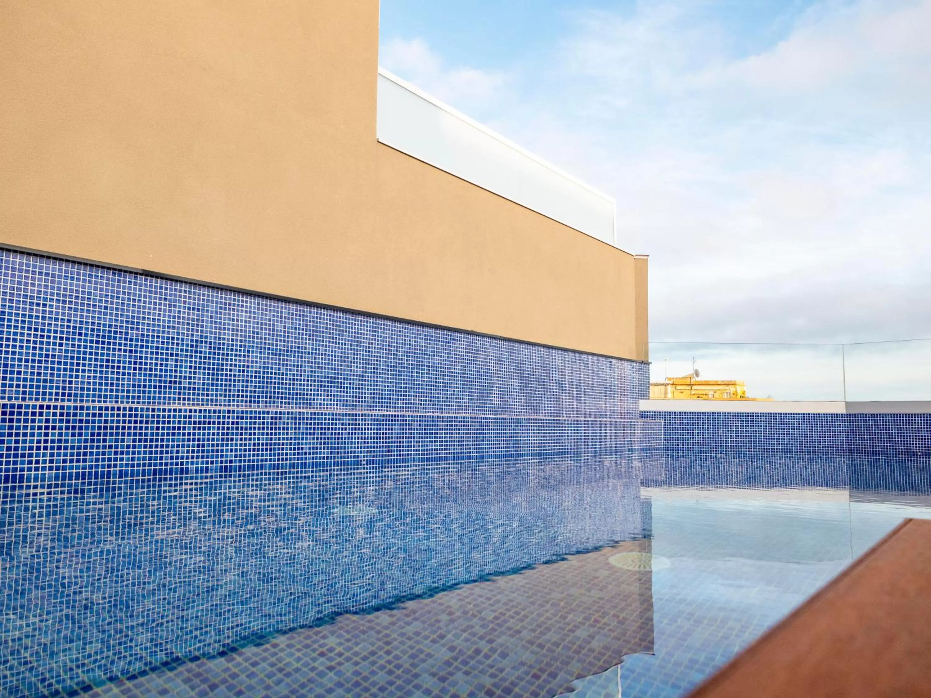 Solarium, Swimming Pool in Arcelon Hotel! New Opening! Nueva apertura 2023!