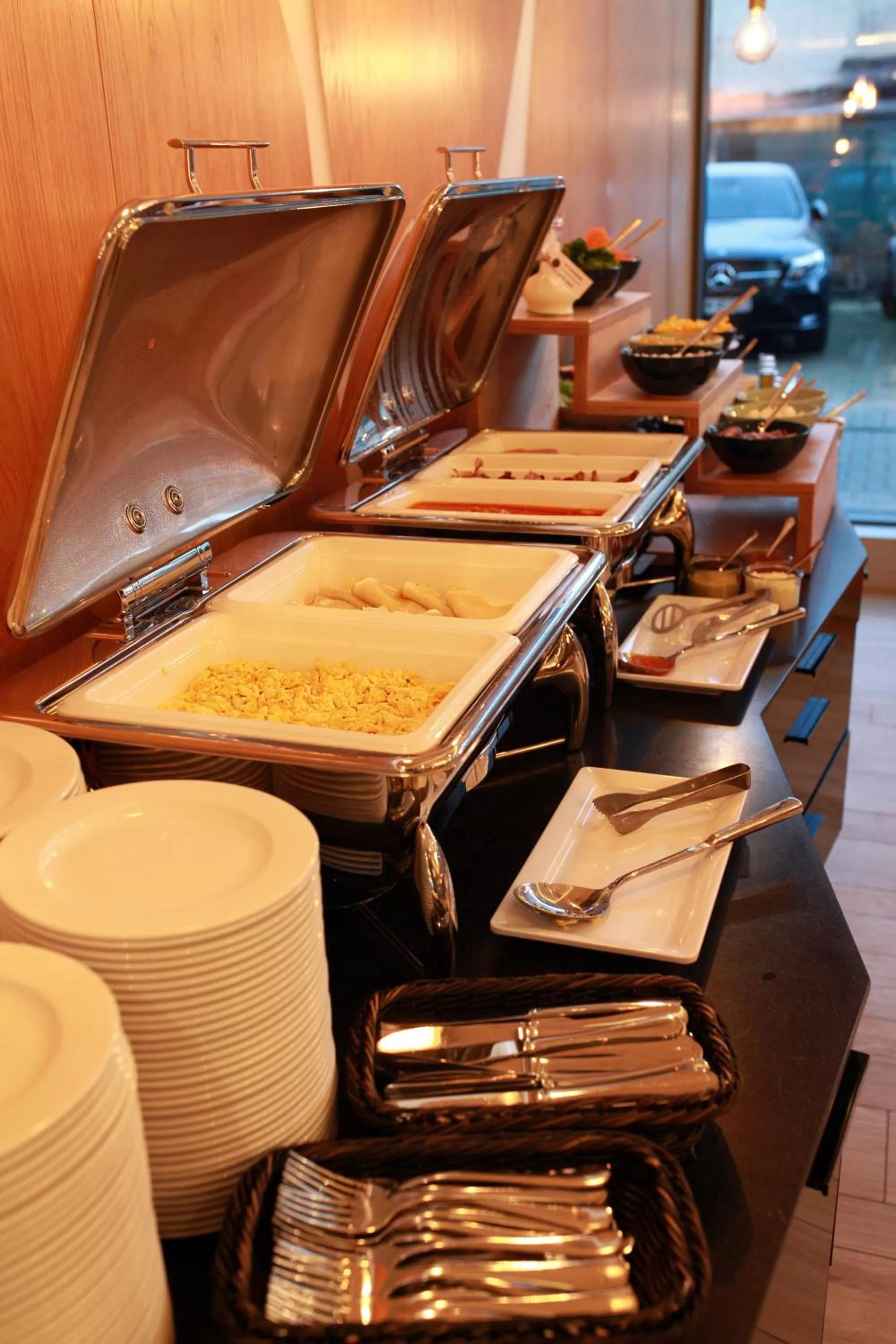 Buffet breakfast in Invite