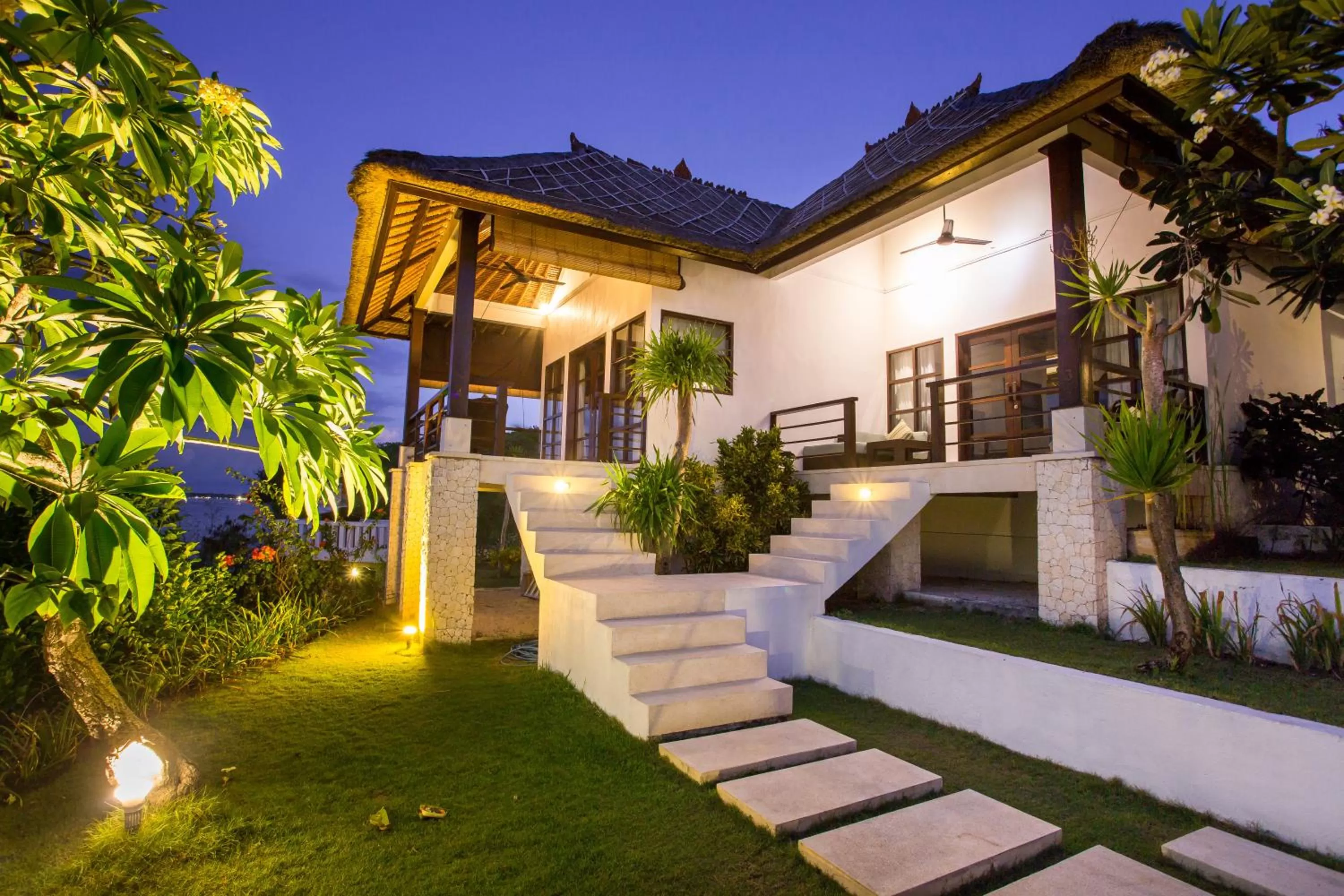 Balcony/Terrace, Property Building in The Point Resort Lembongan