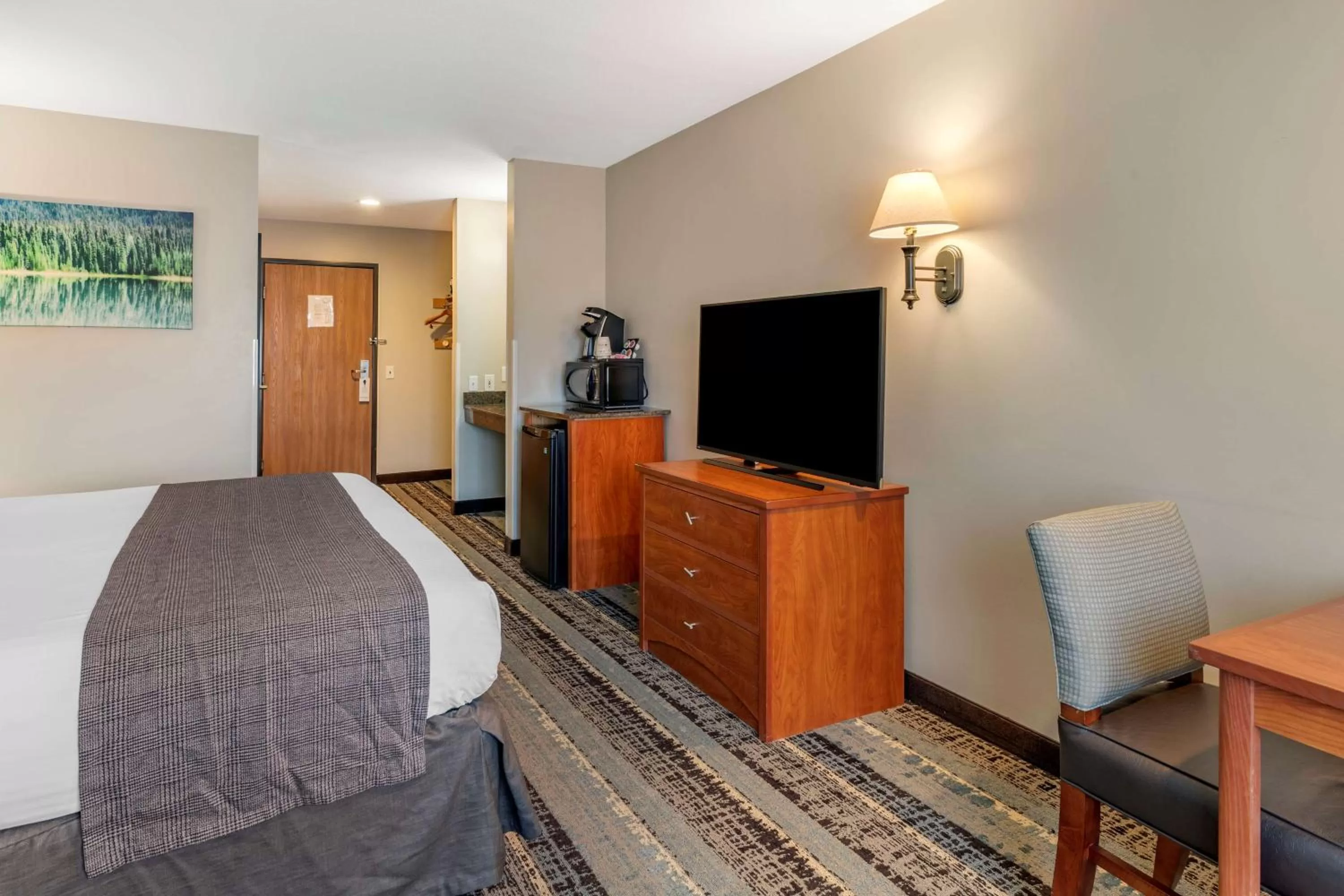 Bedroom, Bed in Best Western Newberg Inn