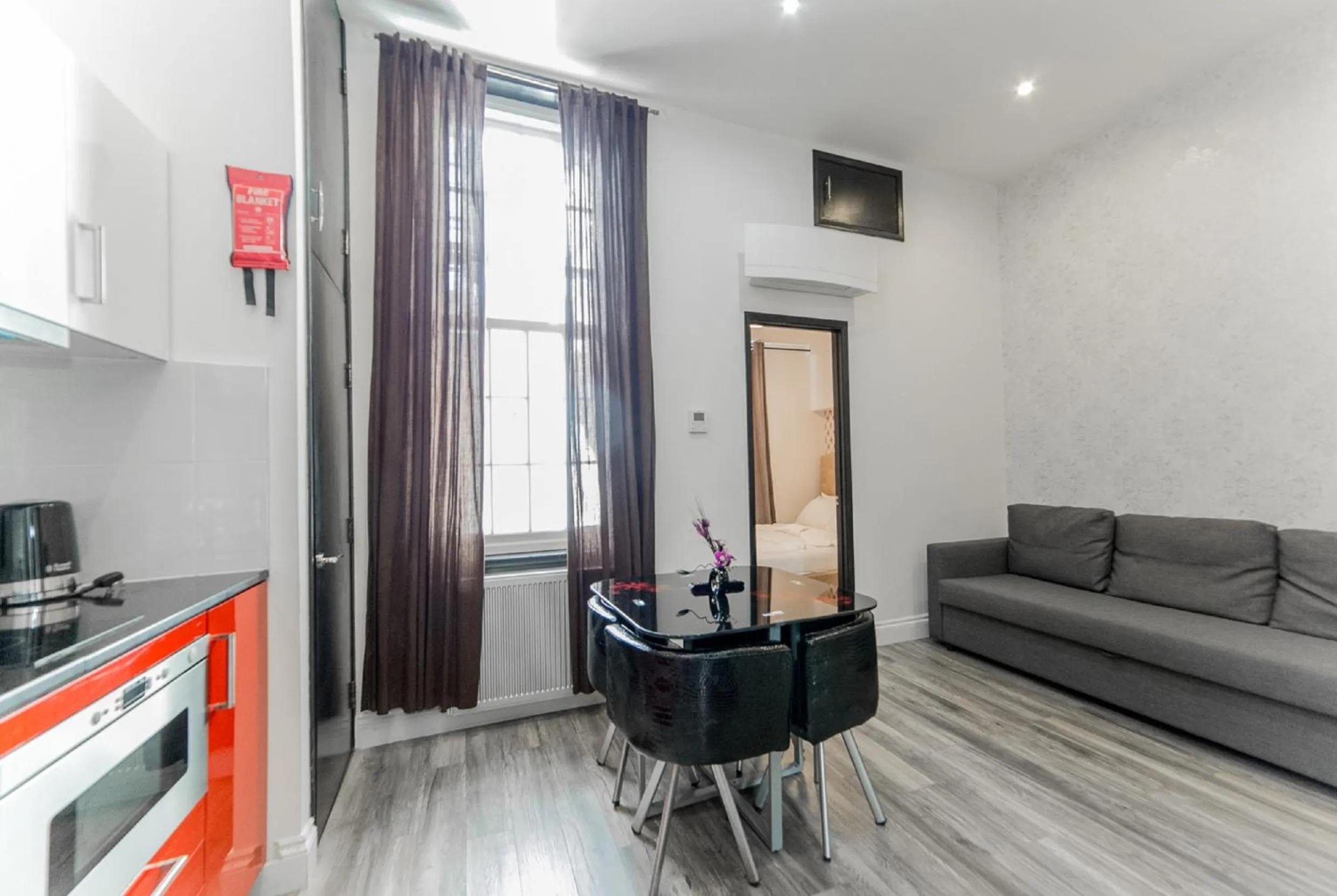 Kitchen or kitchenette in Imperial Court Suites