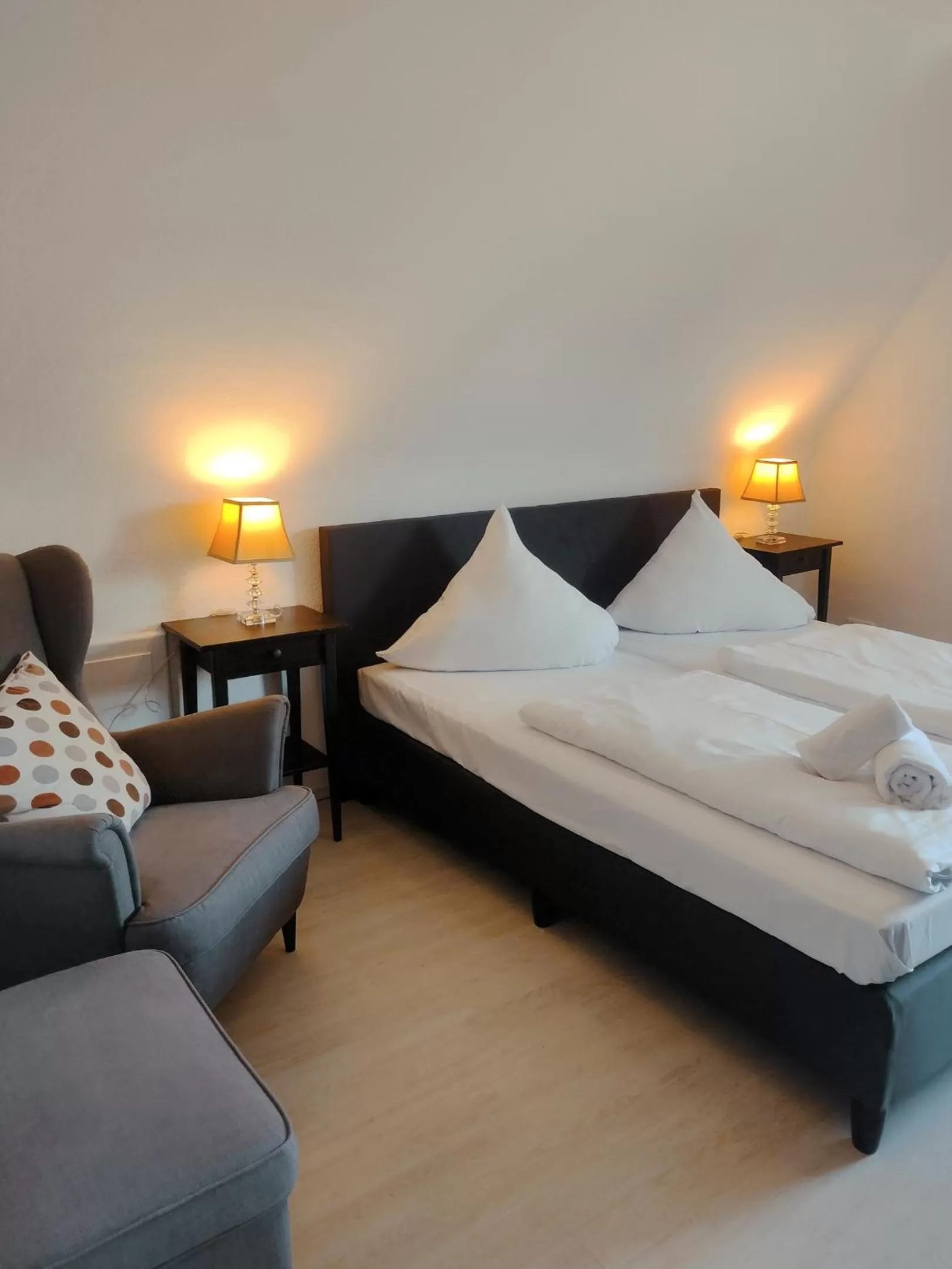 Bed in Excellent Hotel Hamburg