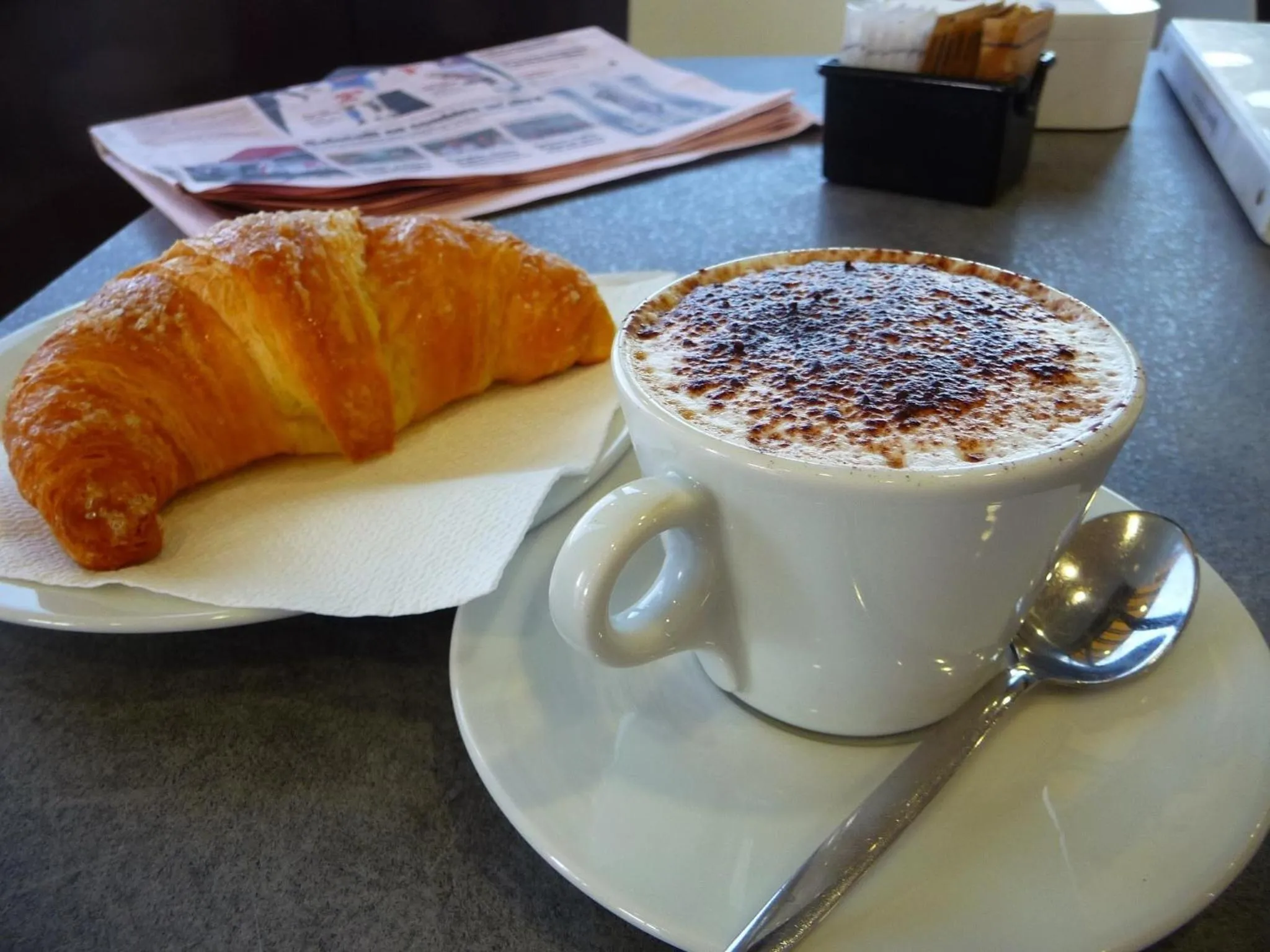 Restaurant/places to eat in Tatì Hotel