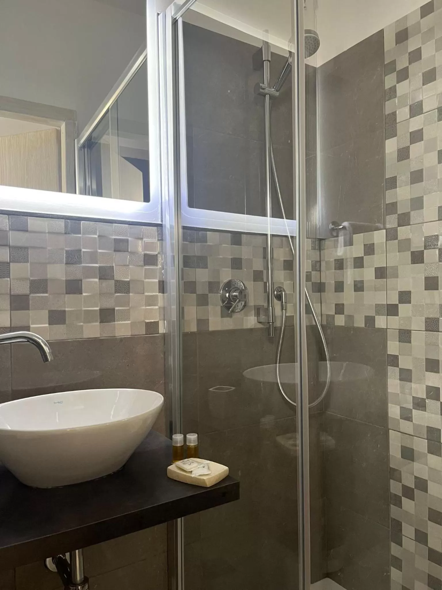 Bathroom in Cicerone Guest House