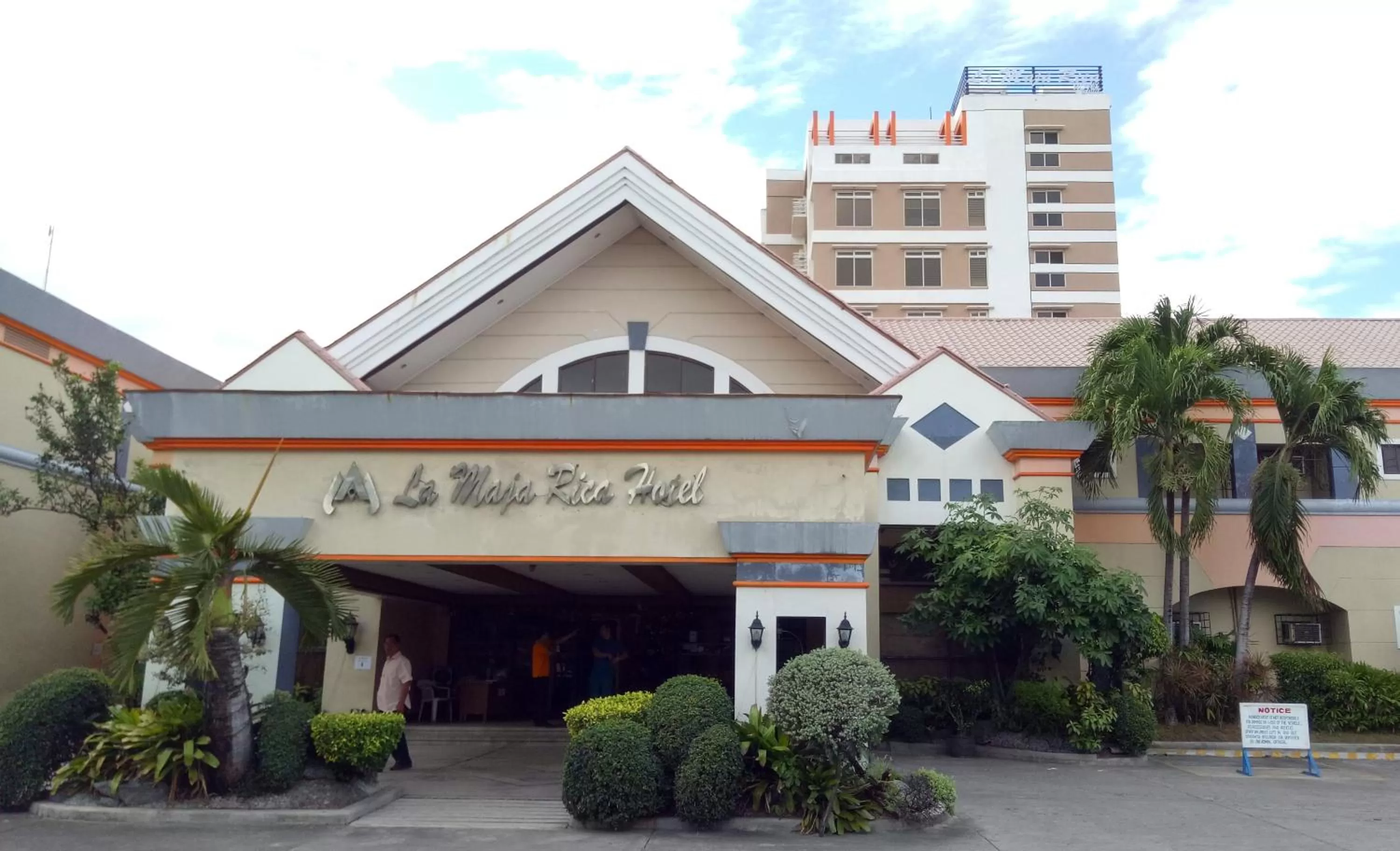 Facade/entrance in La Maja Rica Hotel