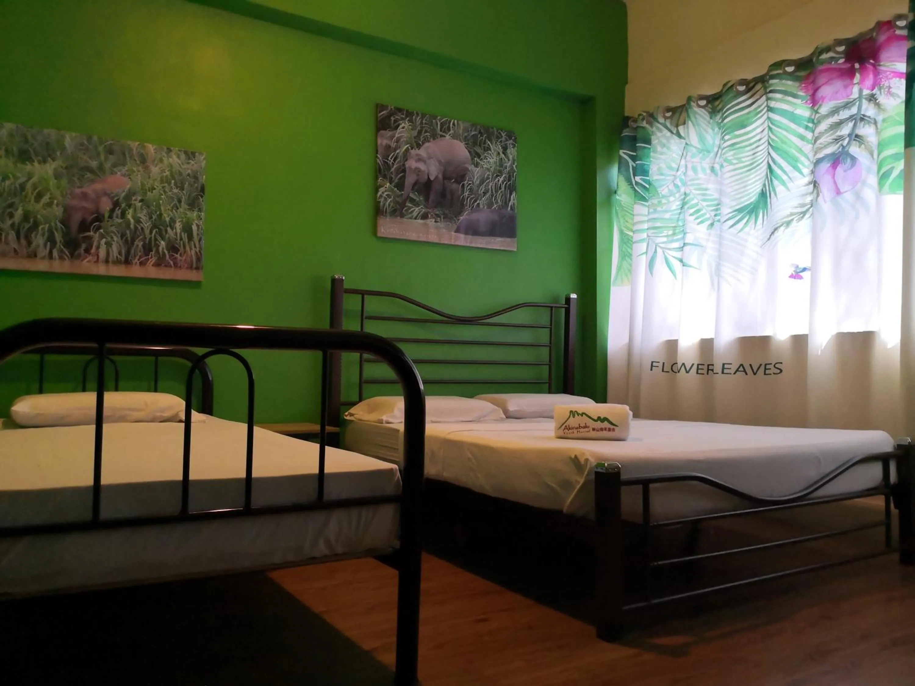 Bed in Akinabalu Youth Hostel