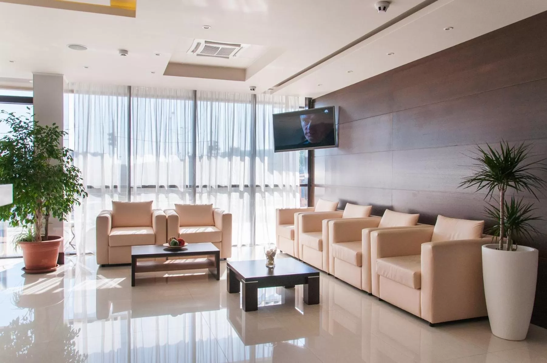 Restaurant/places to eat, Seating Area in Hotel Dream