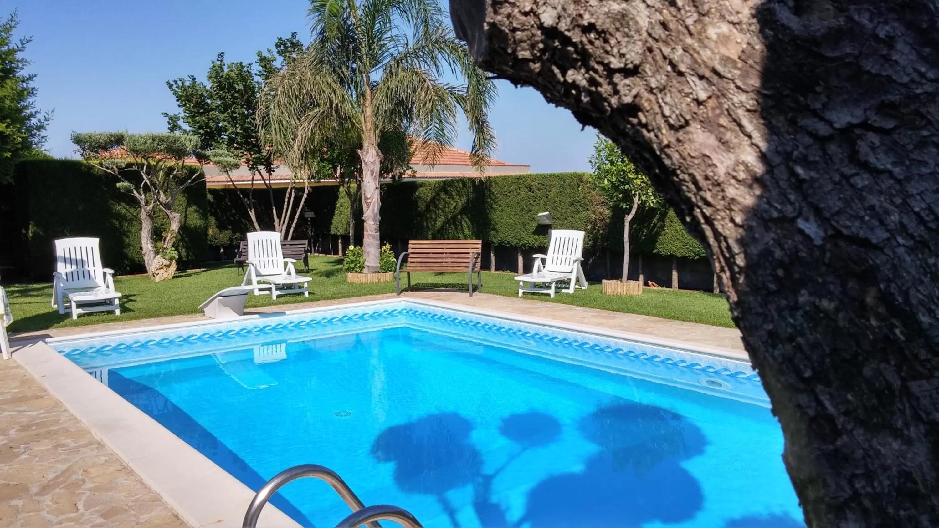 Swimming pool in Etma