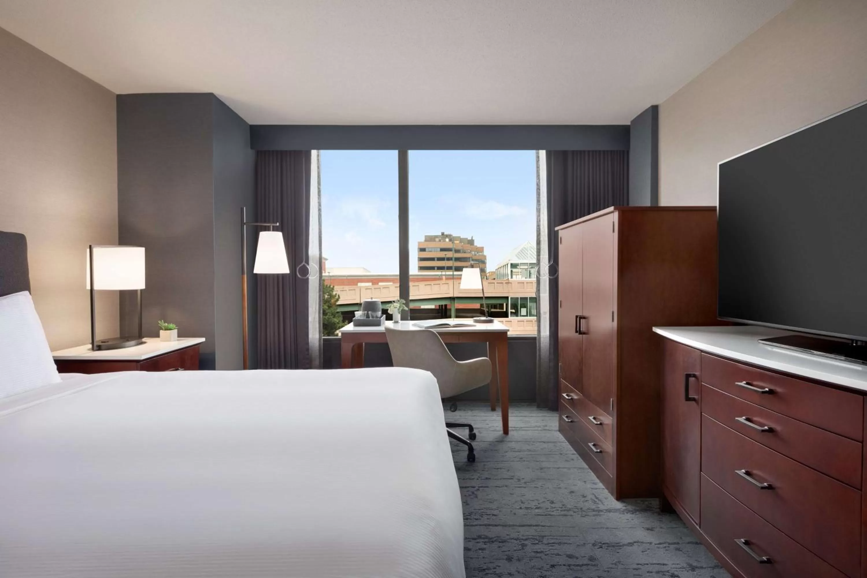 Queen Room with City View with BathTub-Disability Accesss in Hotel Champlain Burlington, Curio Collection by Hilton