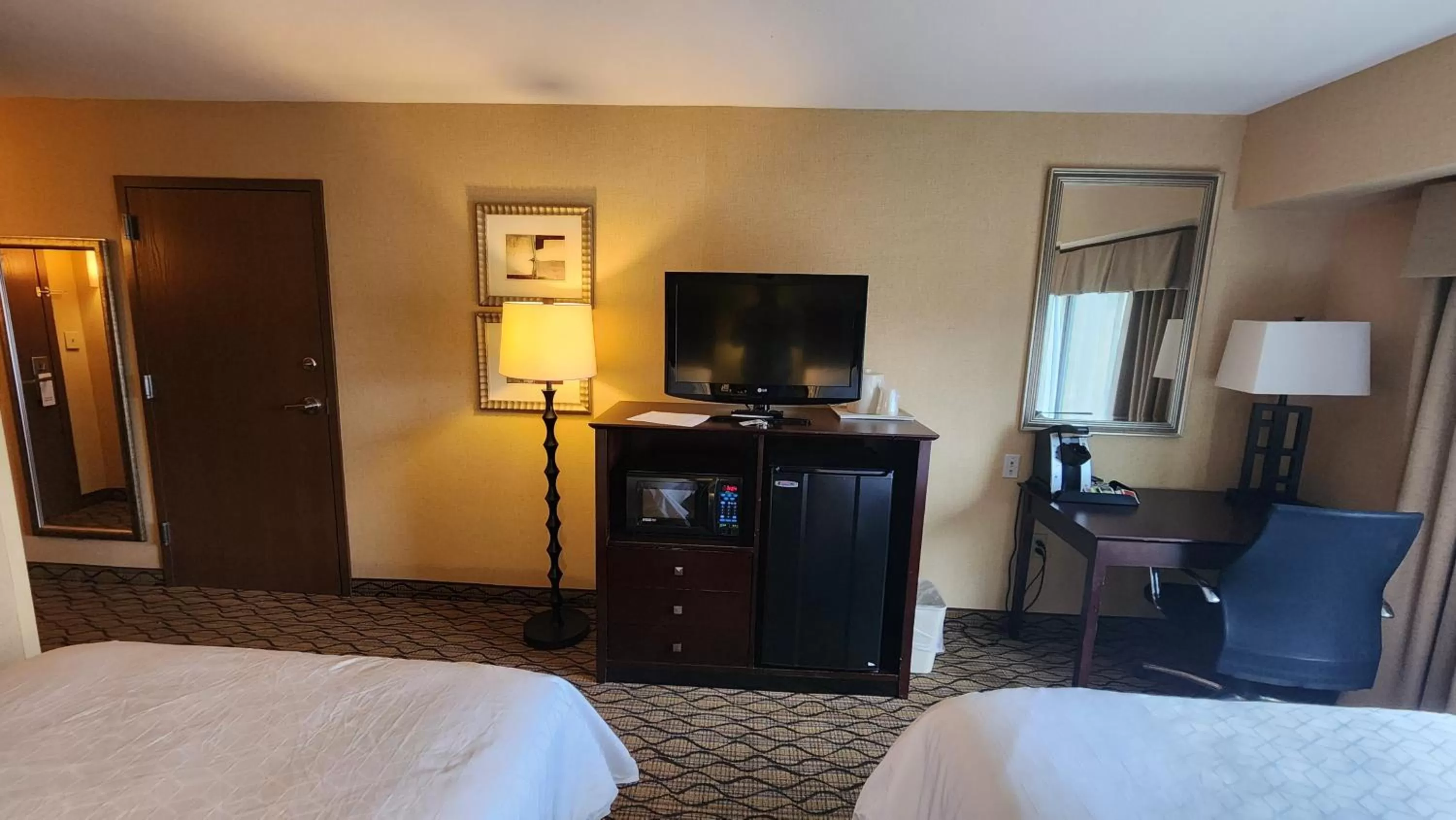 TV and multimedia in Kittanning Plaza Hotel