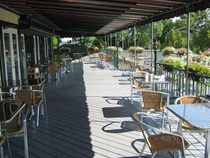 Patio in The Gananoque Inn