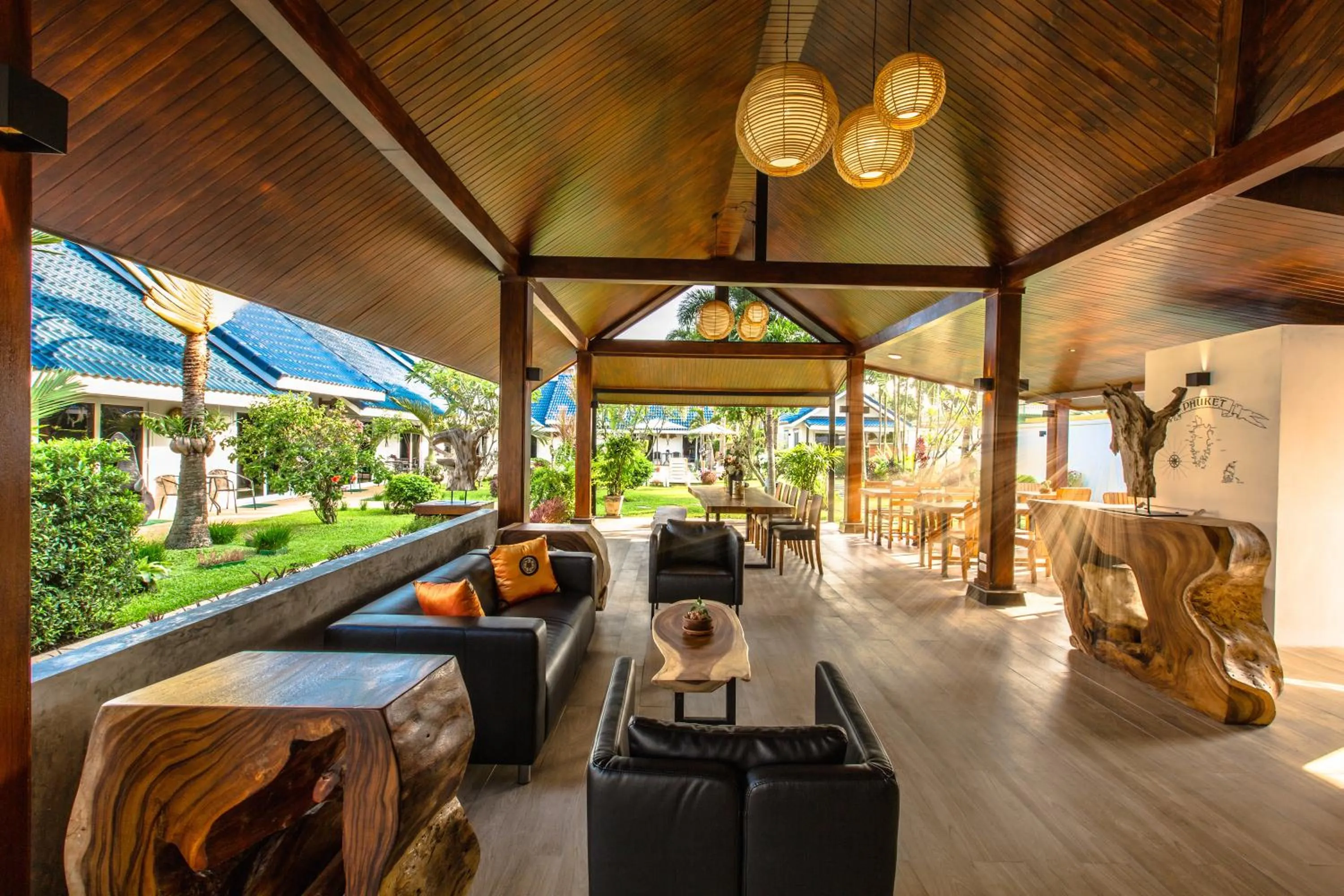 Restaurant/places to eat in Phuket Airport Hotel - SHA Extra Plus