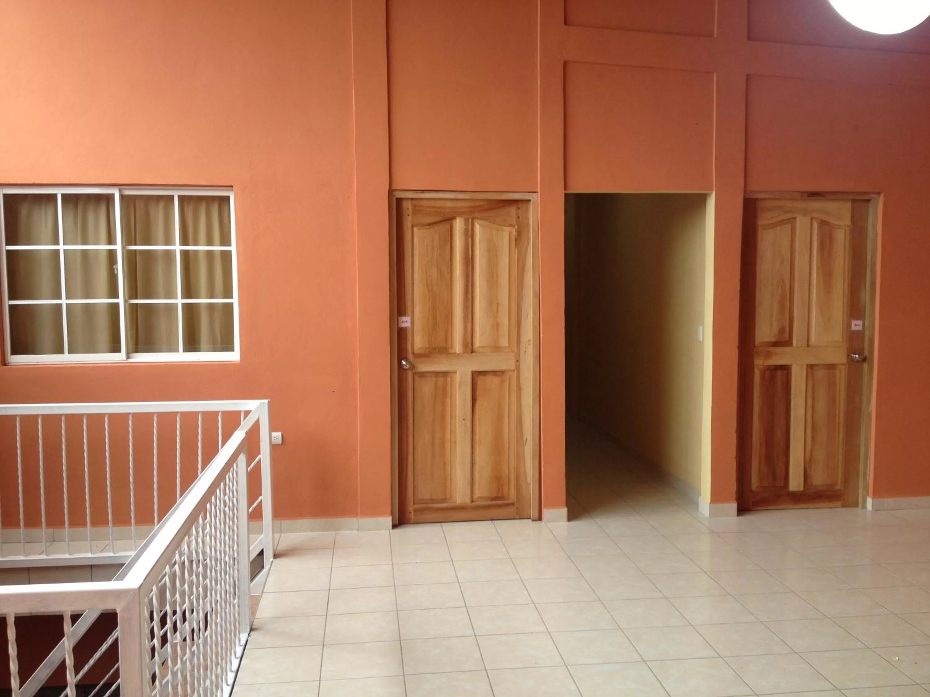 Communal lounge/ TV room in Hotel Valerie