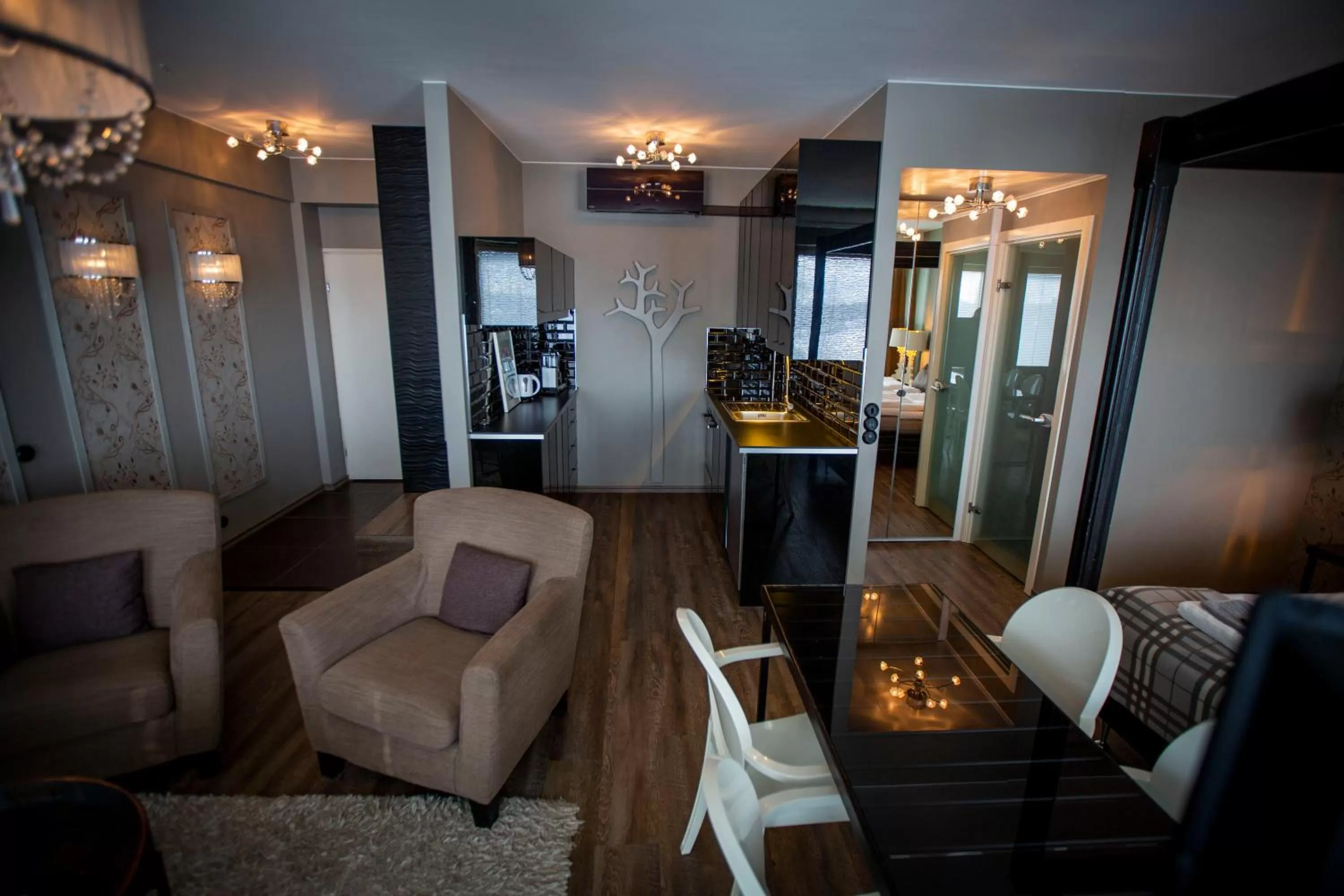 Seating area in Hotelli Olof