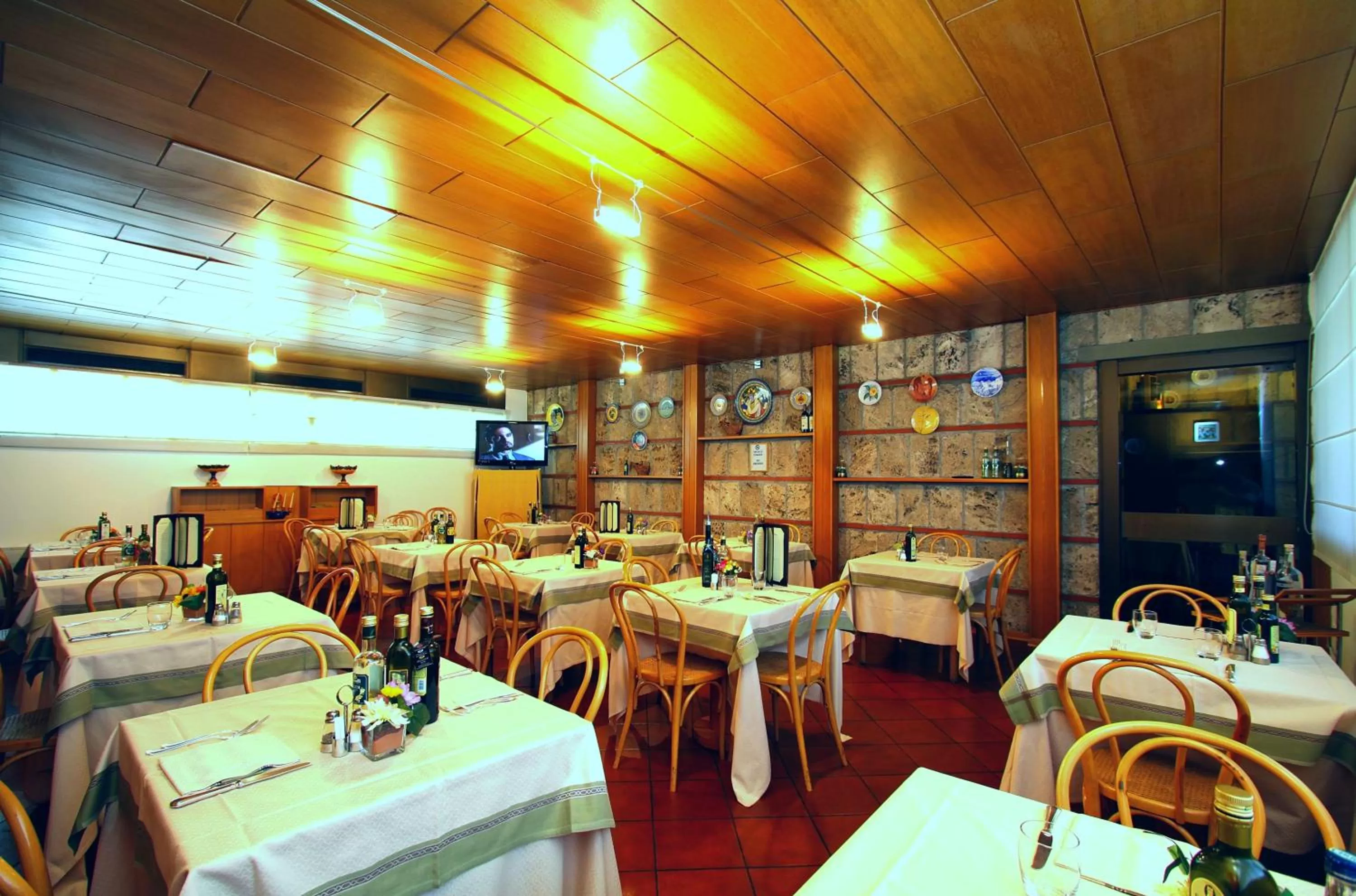 Restaurant/places to eat in Hotel Garden Terni