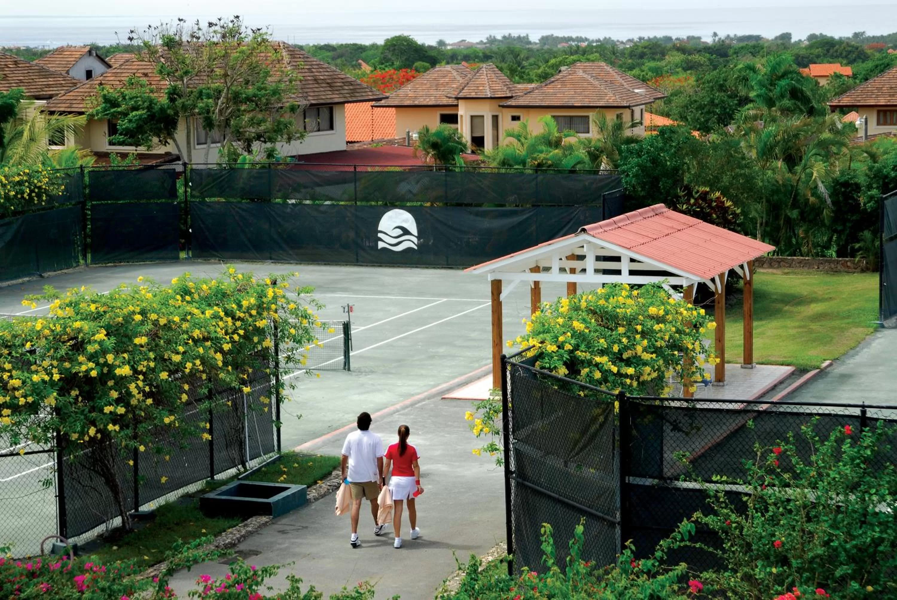 Tennis court in Casa de Campo Resort & Villas