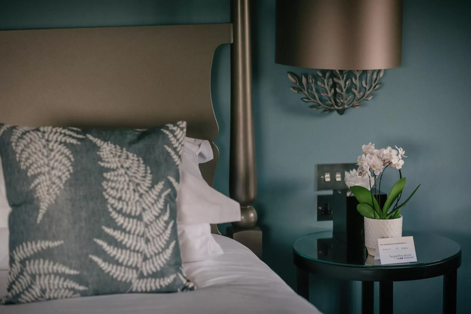 Bedroom, Bed in Hogarths Stone Manor