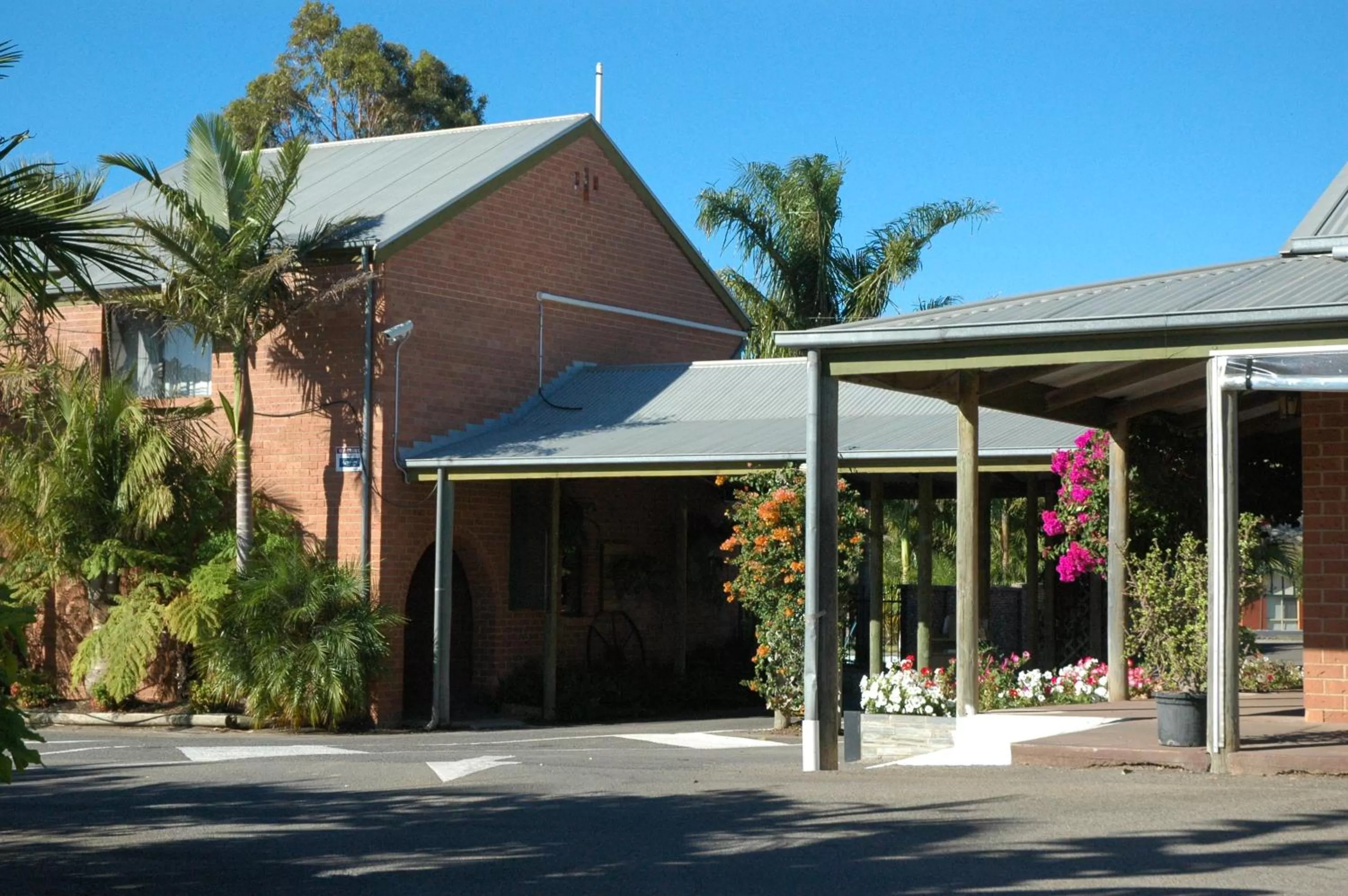 Facade/entrance in McLaren Vale Motel & Apartments