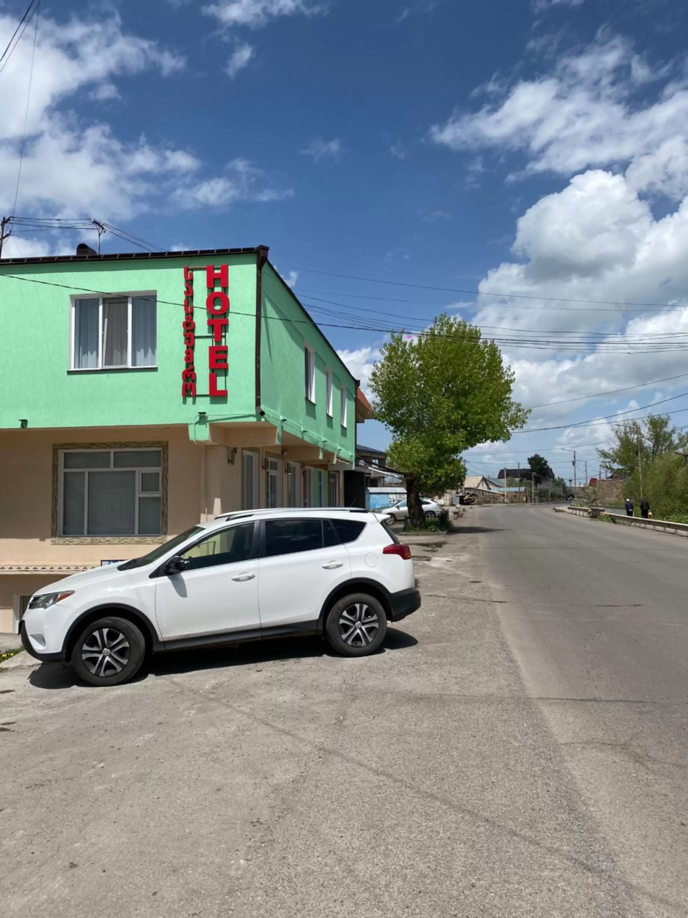 Property Building in Hotel Sharl