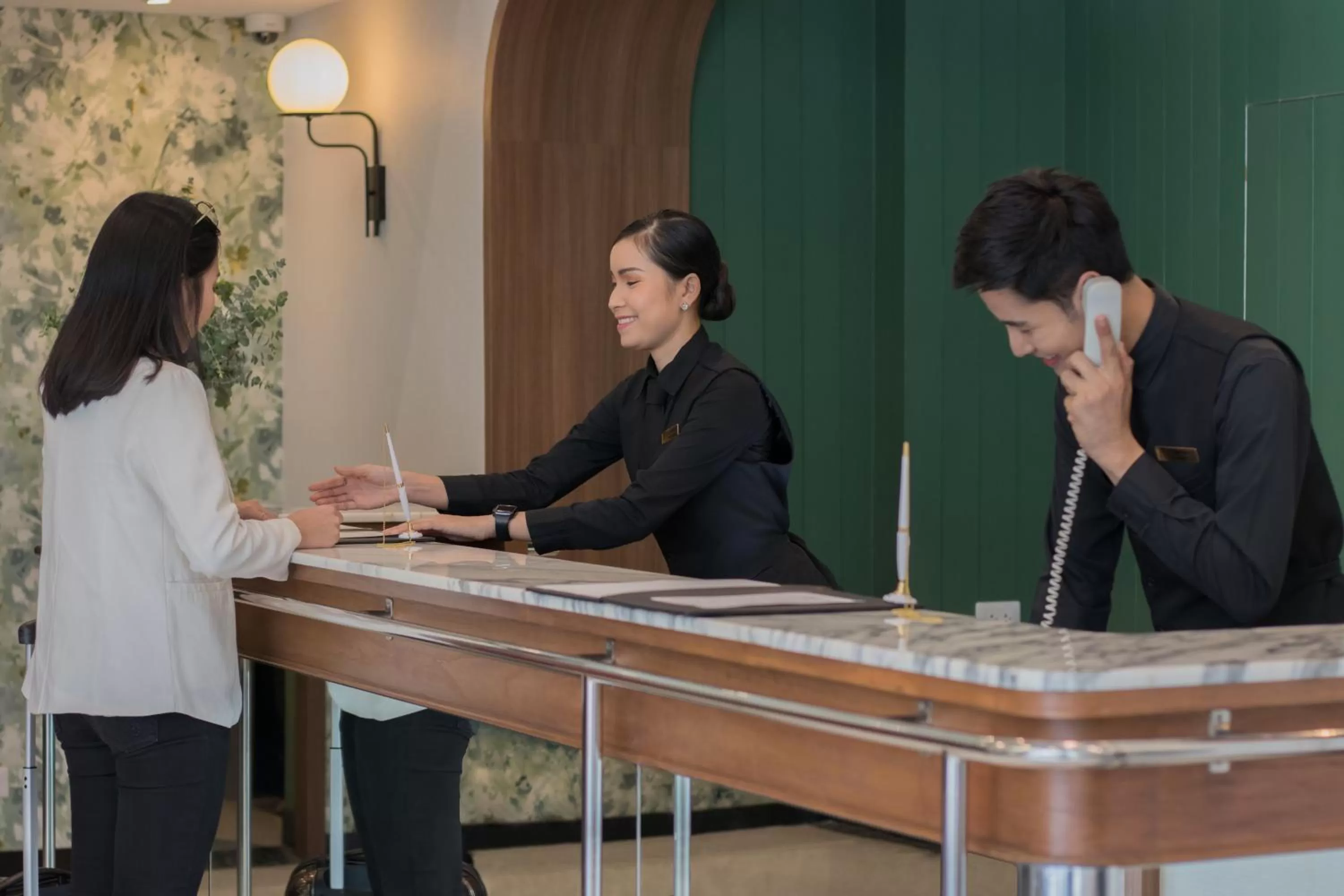 Lobby or reception in Justice Hotel