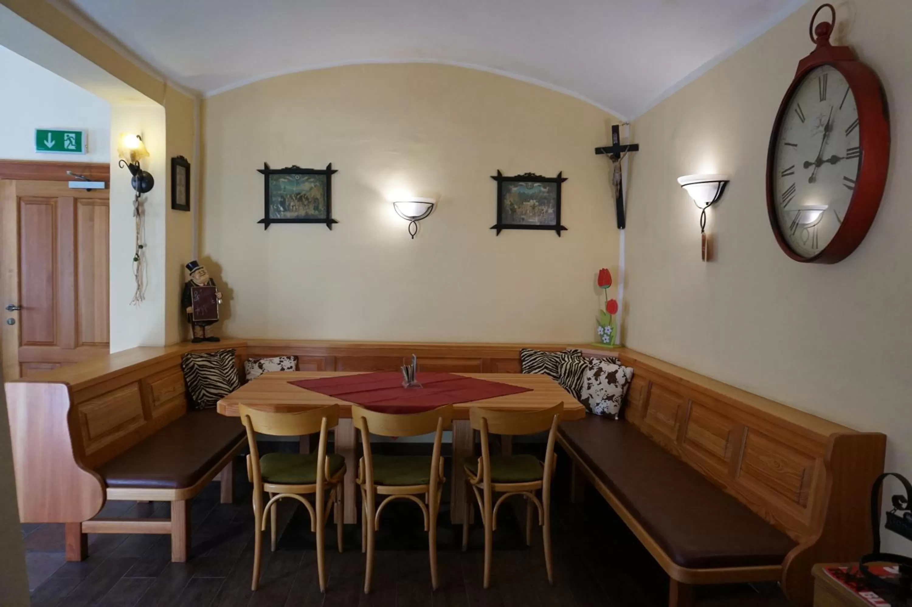 Lounge or bar, Dining Area in Gasthaus zum Fuchs - Familie Andrä