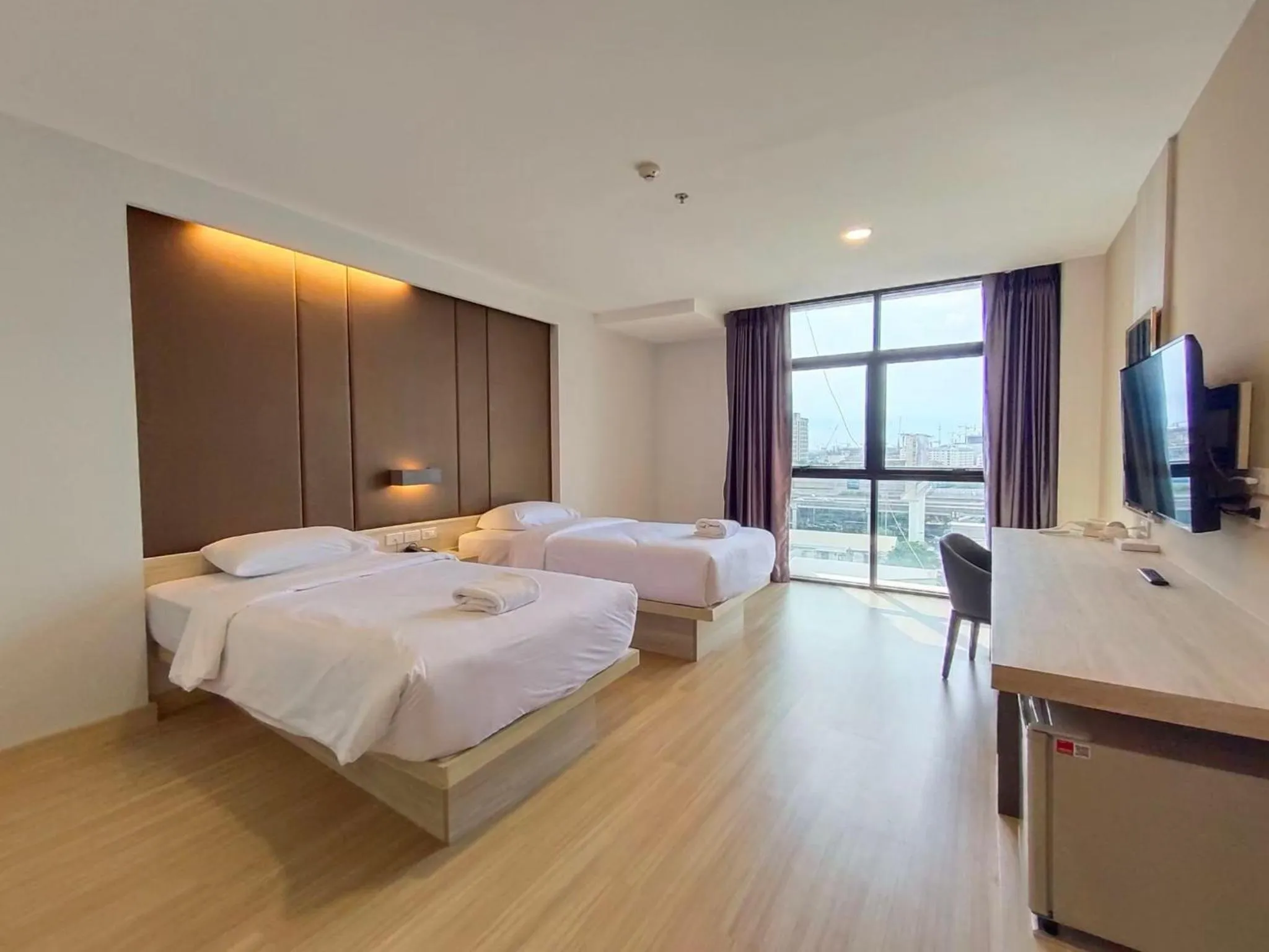 Bed in Ebina House - SHA Extra Plus