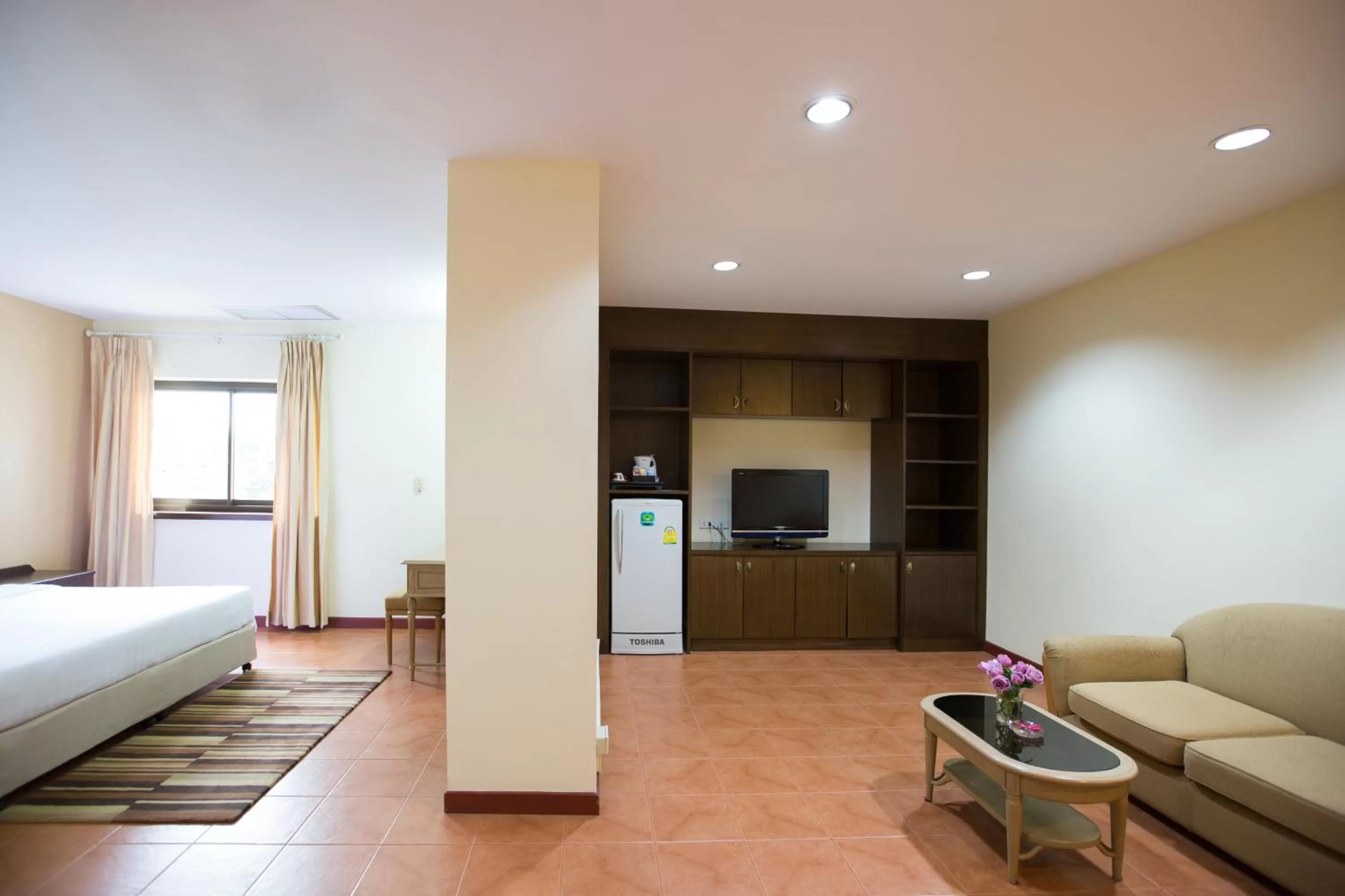 TV and multimedia in Night Bazaar Place