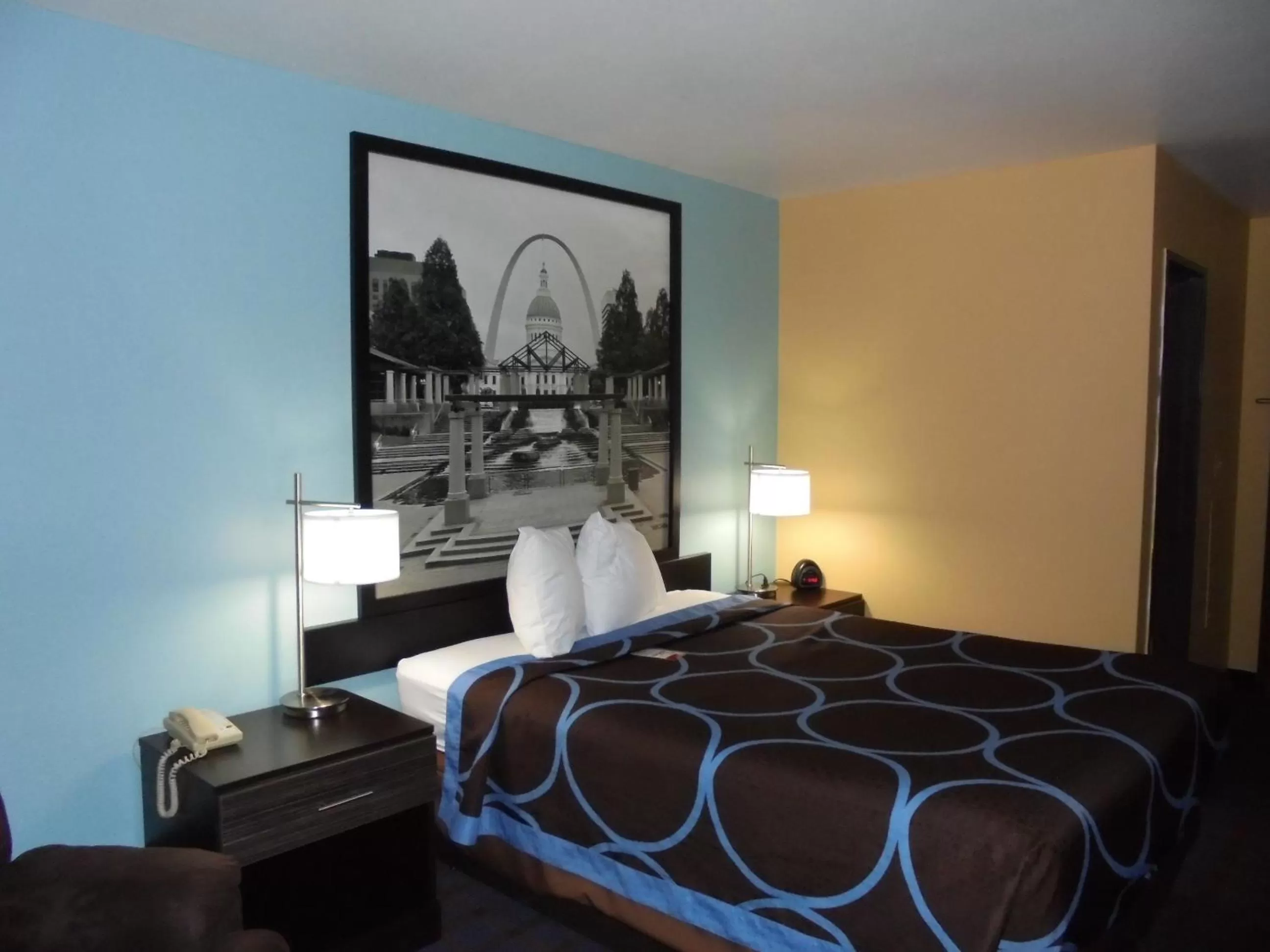 Bed in Super 8 by Wyndham Okawville