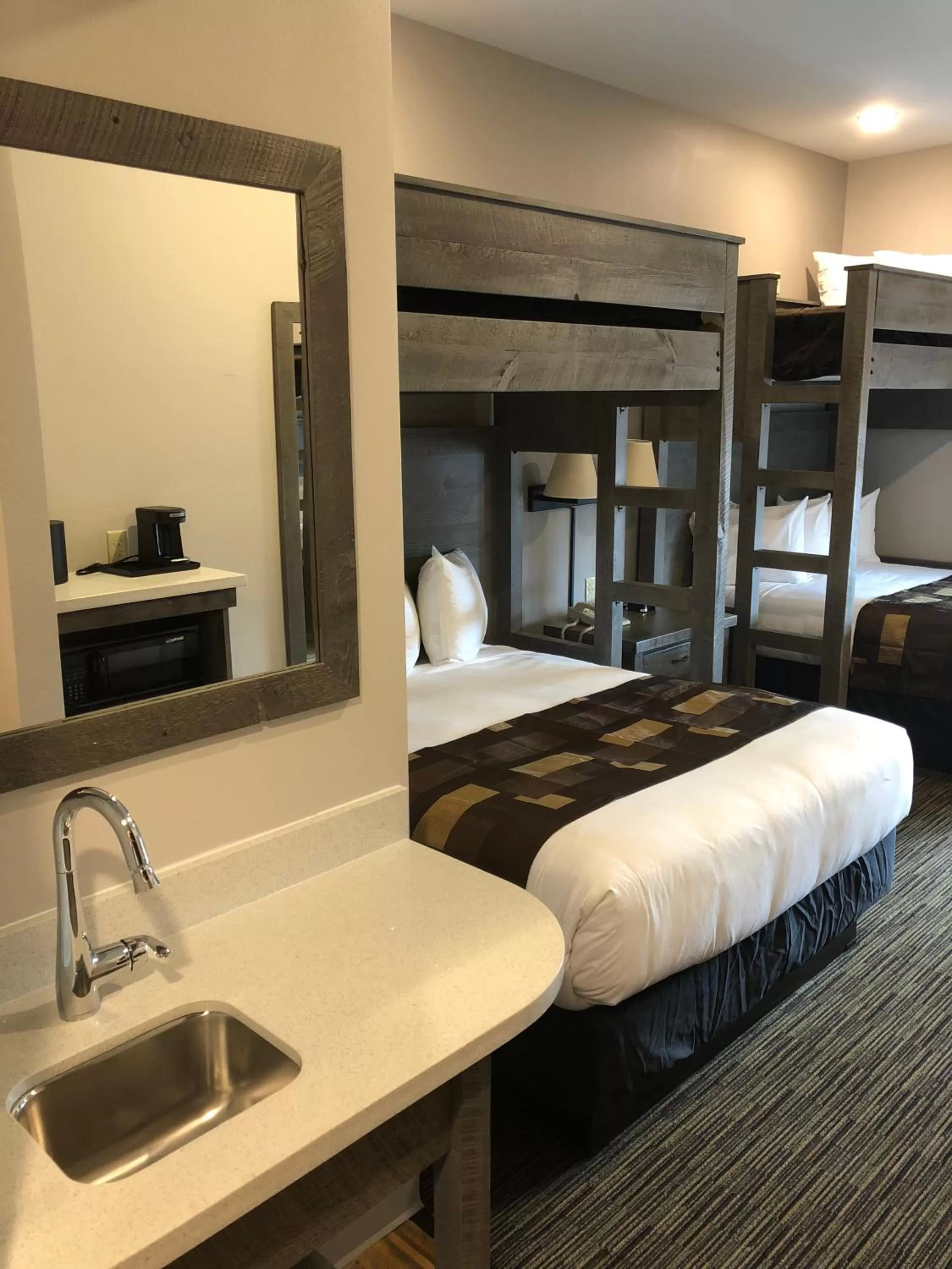 Bed in Kelly Inn West Yellowstone