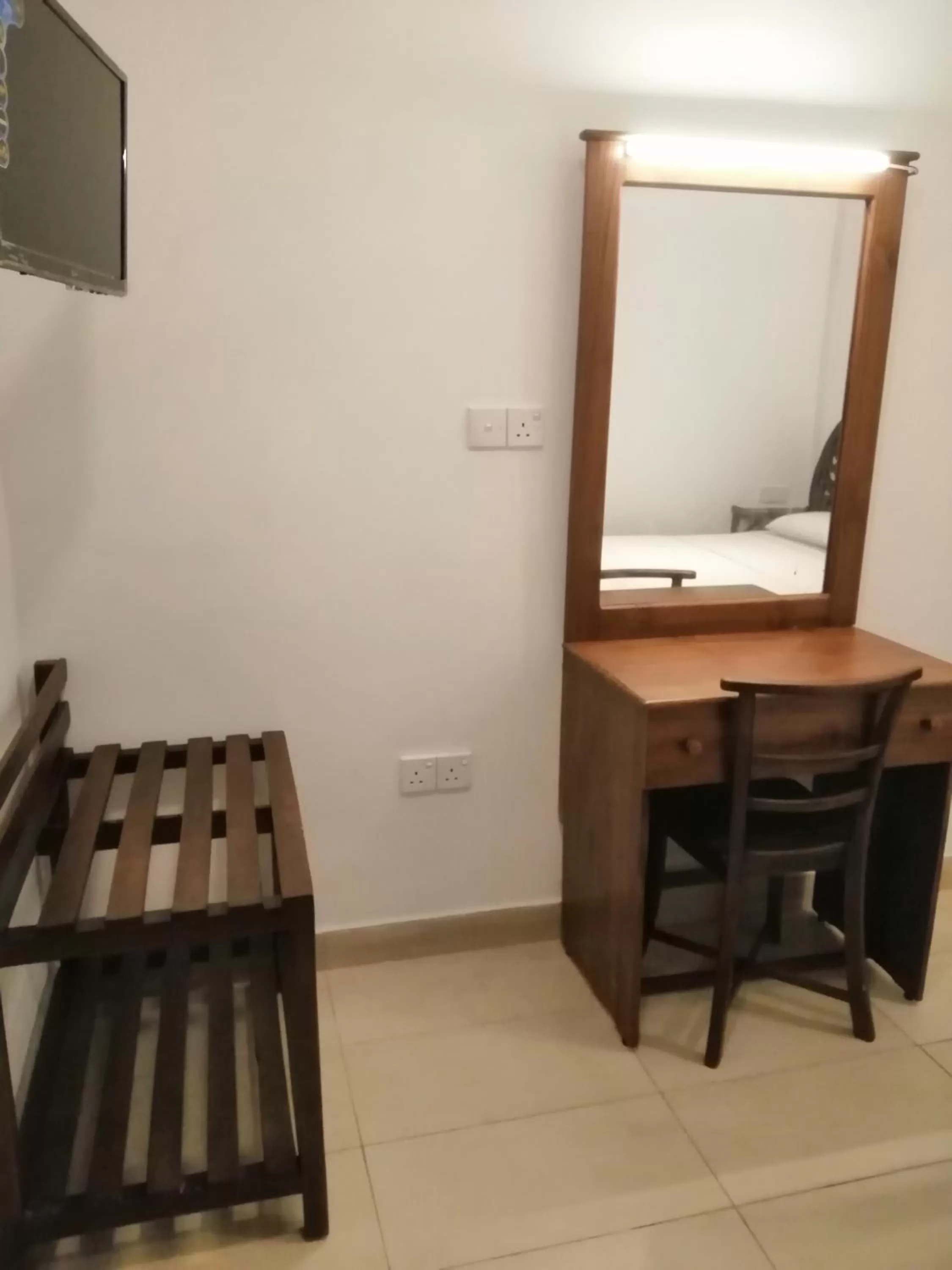 Bedroom, TV/Entertainment Center in ACA Accommodation