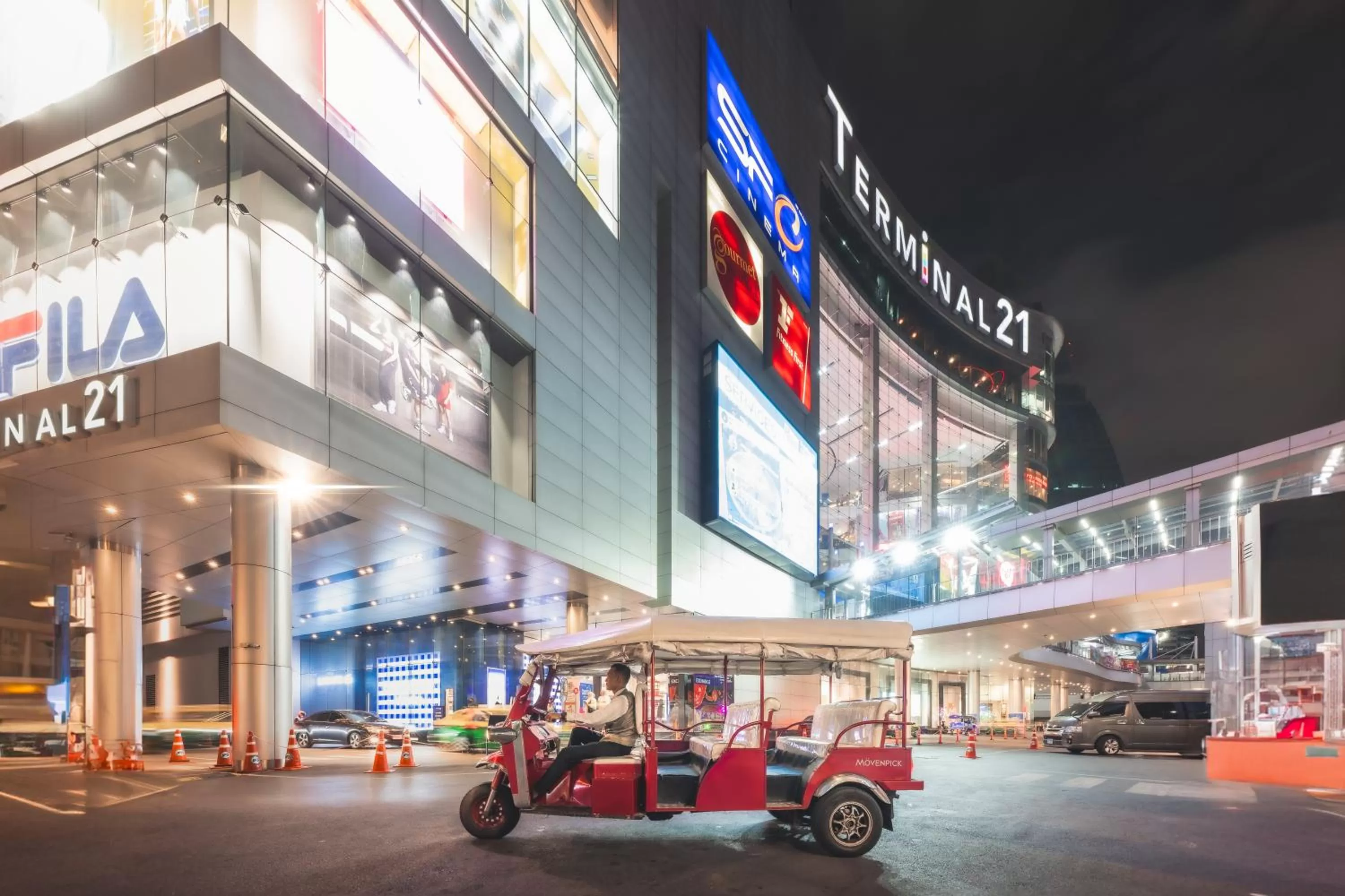 Guests in Mövenpick Hotel Sukhumvit 15 Bangkok