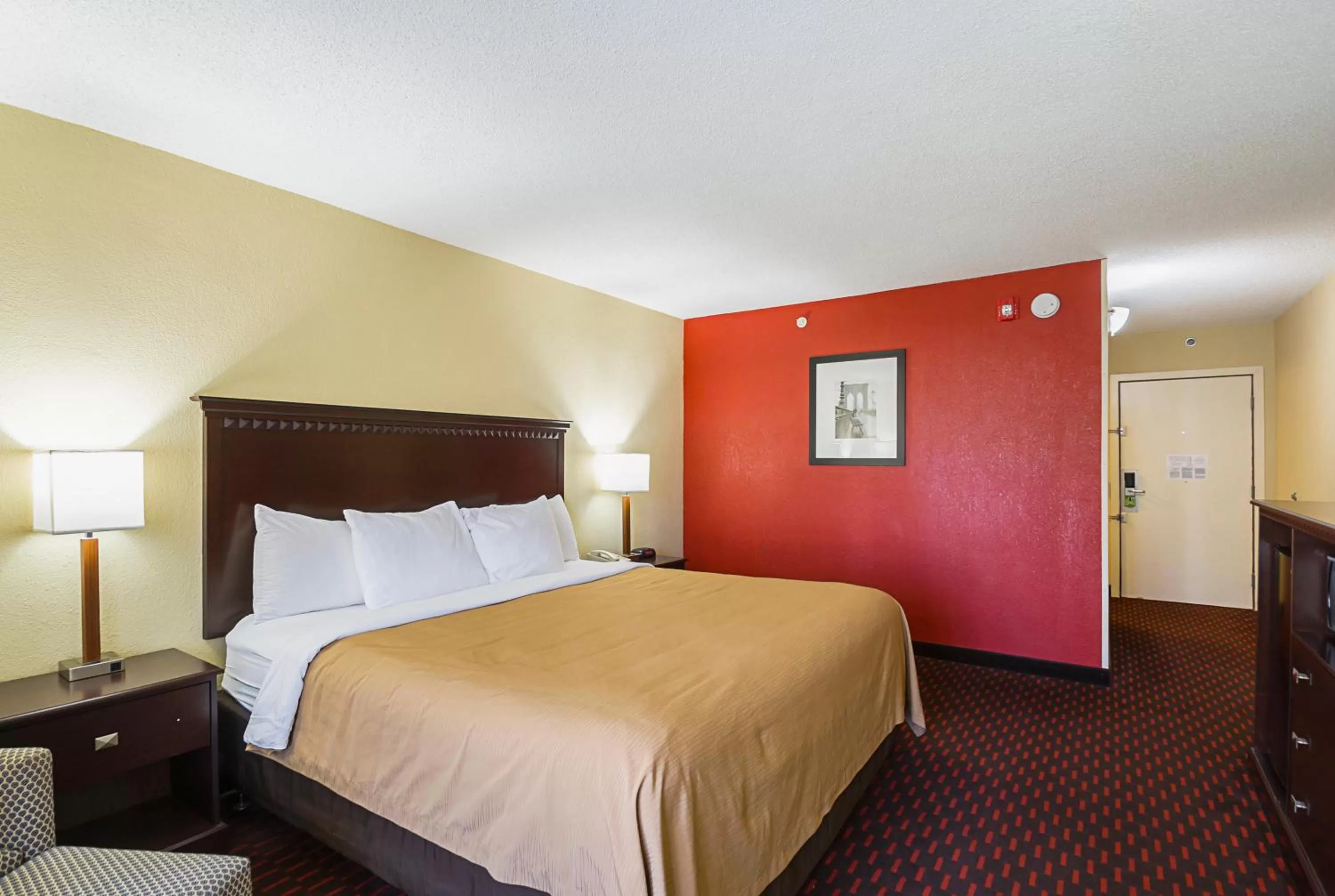 Two-Bedroom Family Suite in Quality Inn & Suites Hagerstown