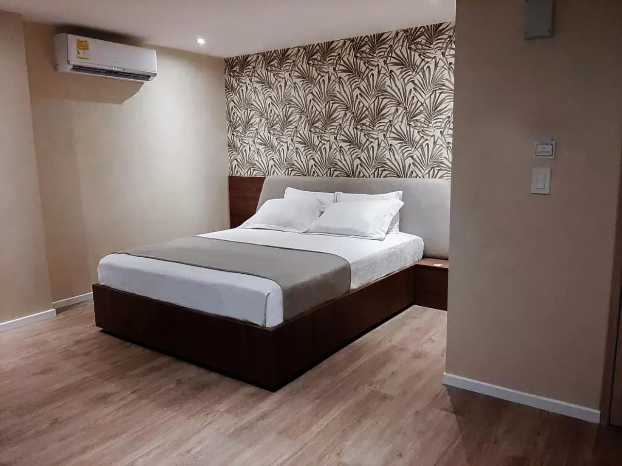 Eslait Hotel & Apartamentos Eslait Hotel & Apartamentos