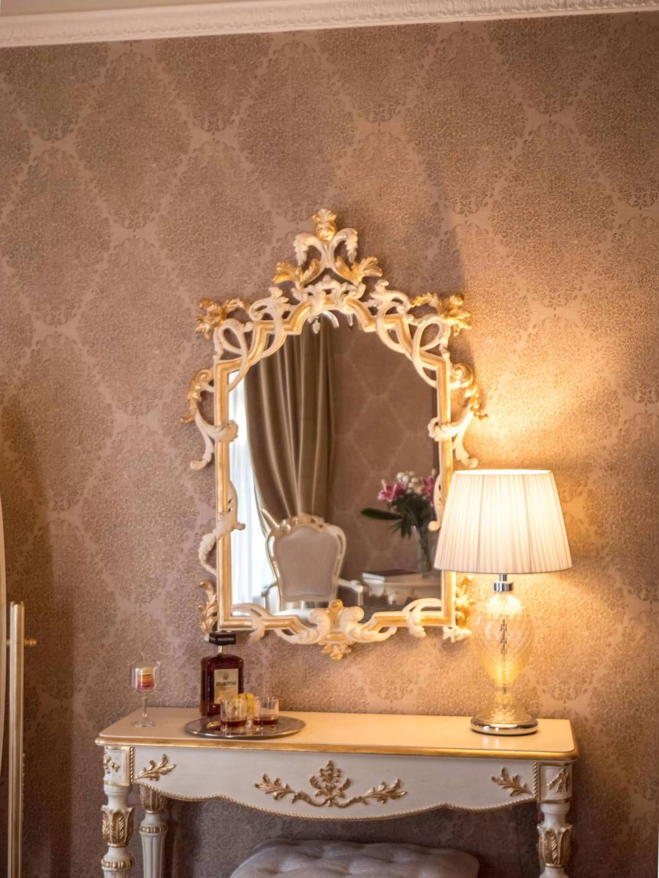 Bedroom in EGO' Boutique Hotel - The Silk Road