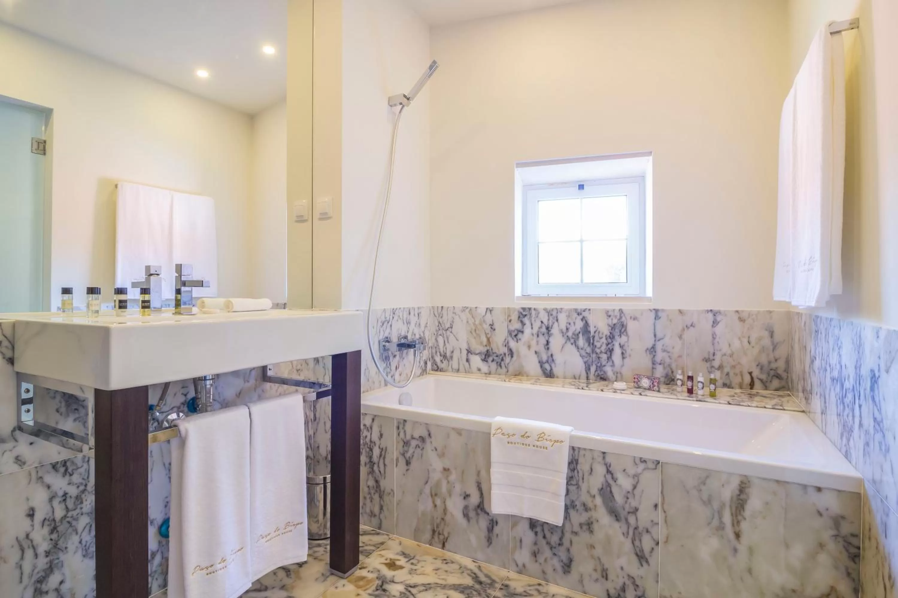 Paço do Bispo Boutique House