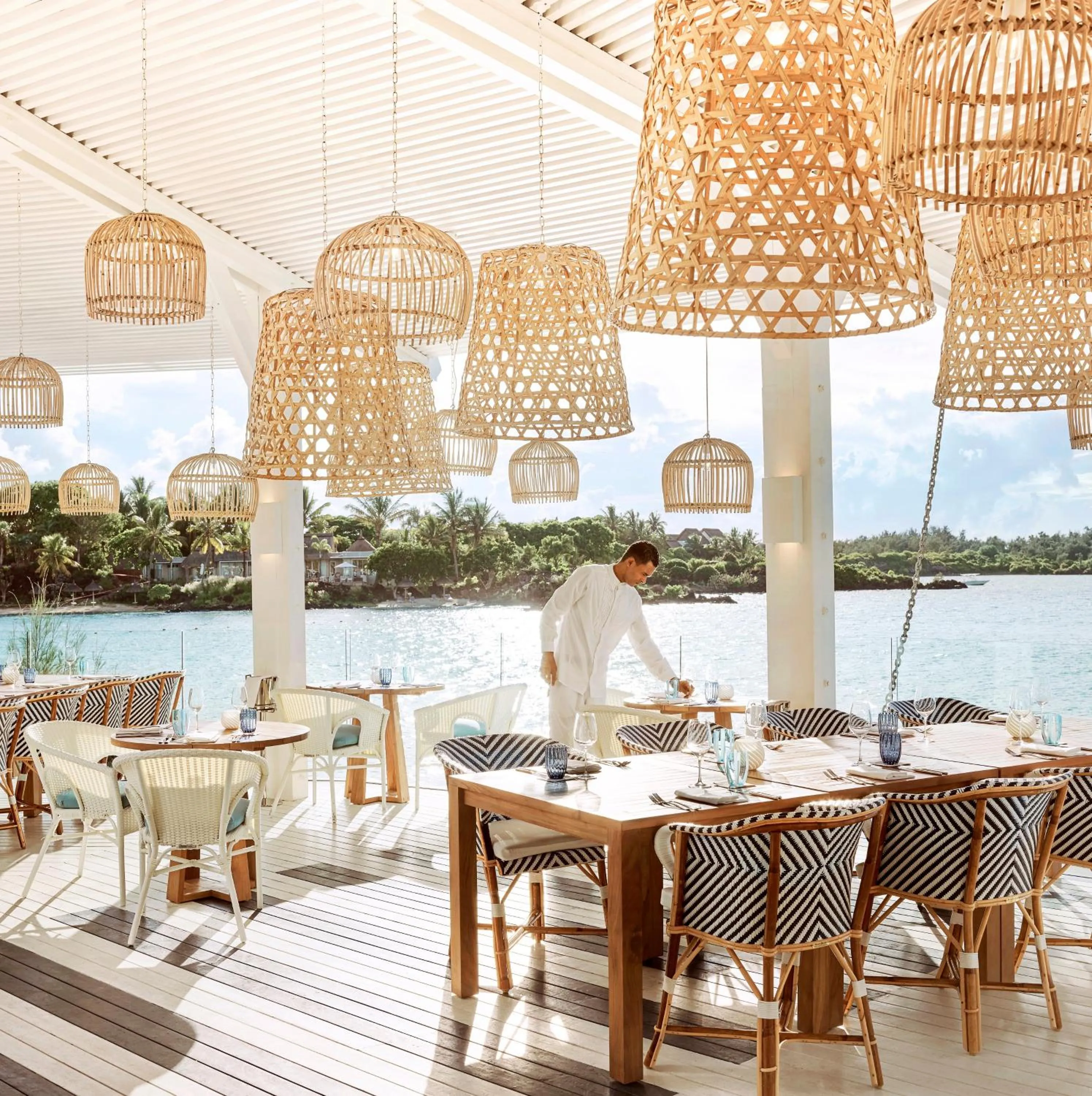 Restaurant/places to eat in LUX* Grand Gaube Resort & Villas