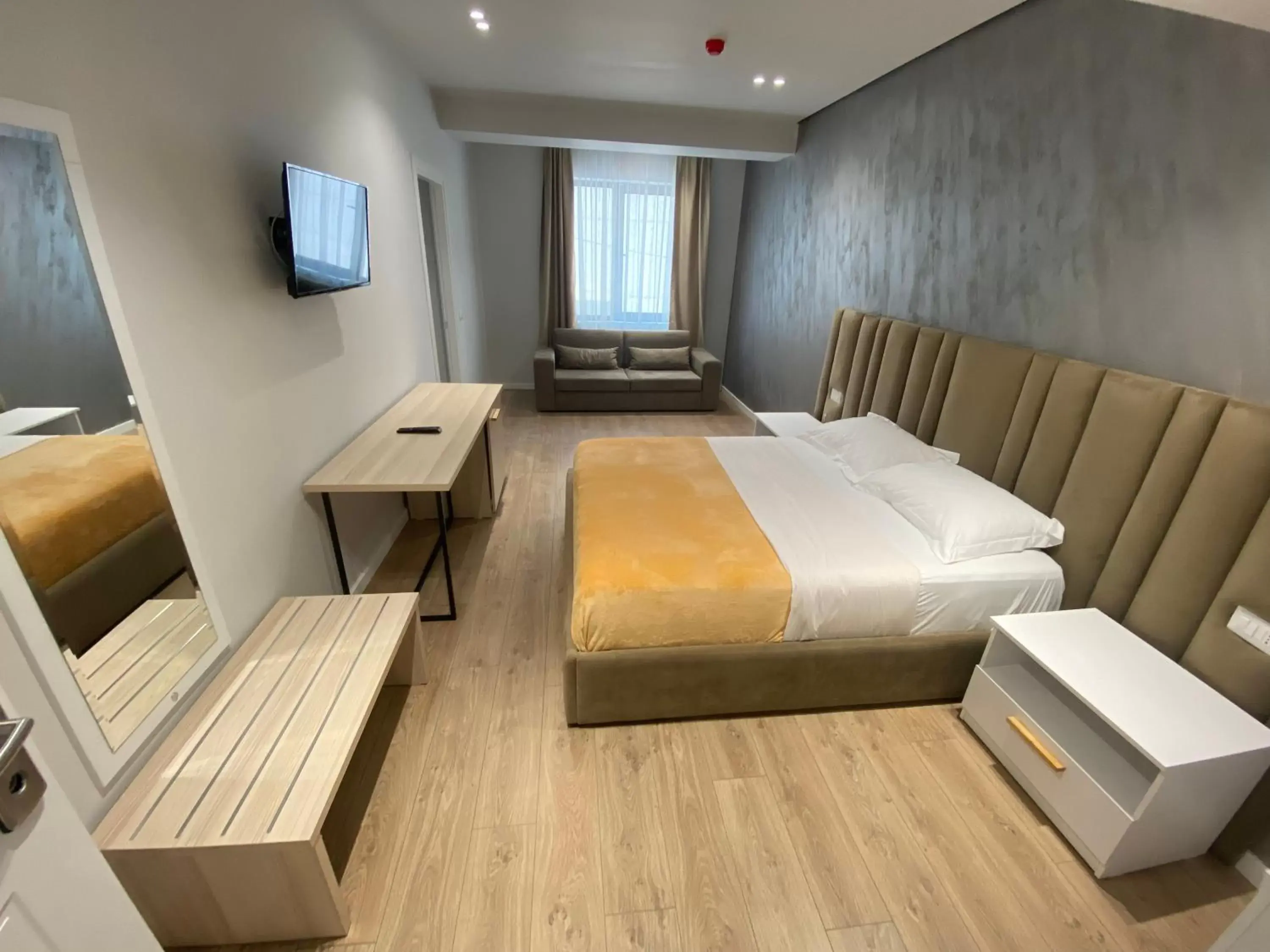 Family Room no Balcony in Hotel Alion Family Room no Balcony in Hotel Alion