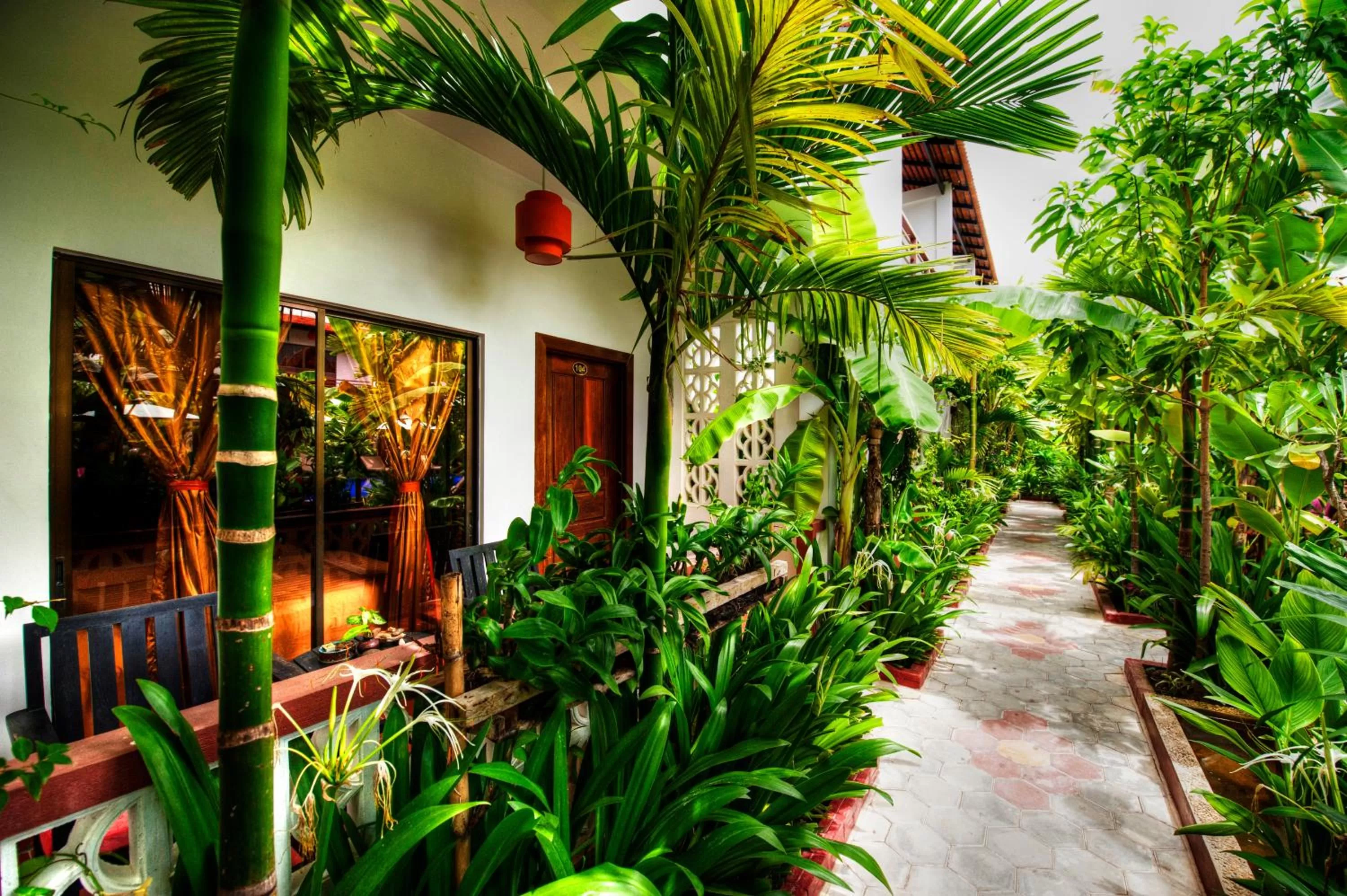 Garden in La Niche D'angkor Boutique Hotel