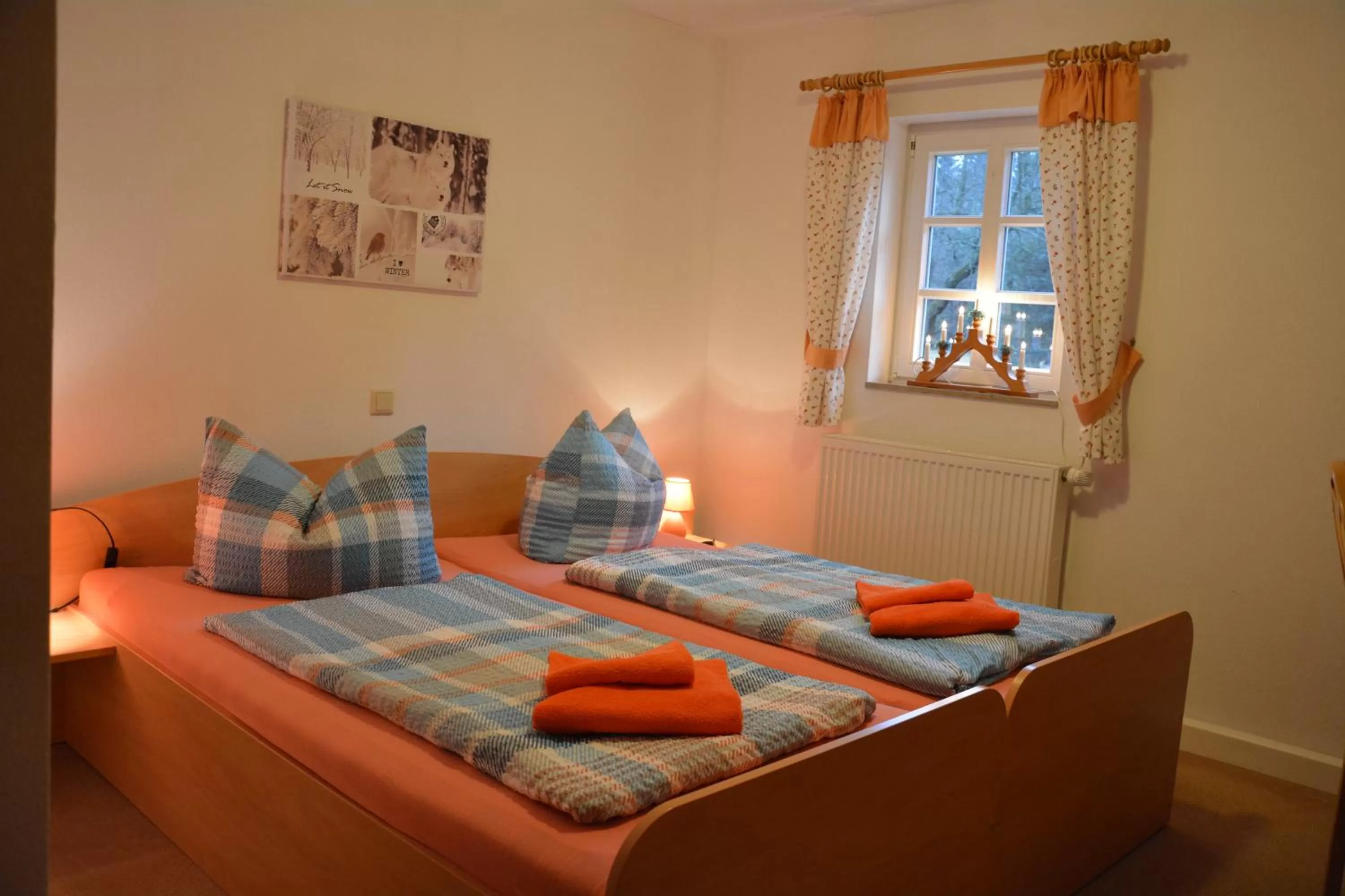 Photo of the whole room, Bed in Waldgasthof Bad Einsiedel