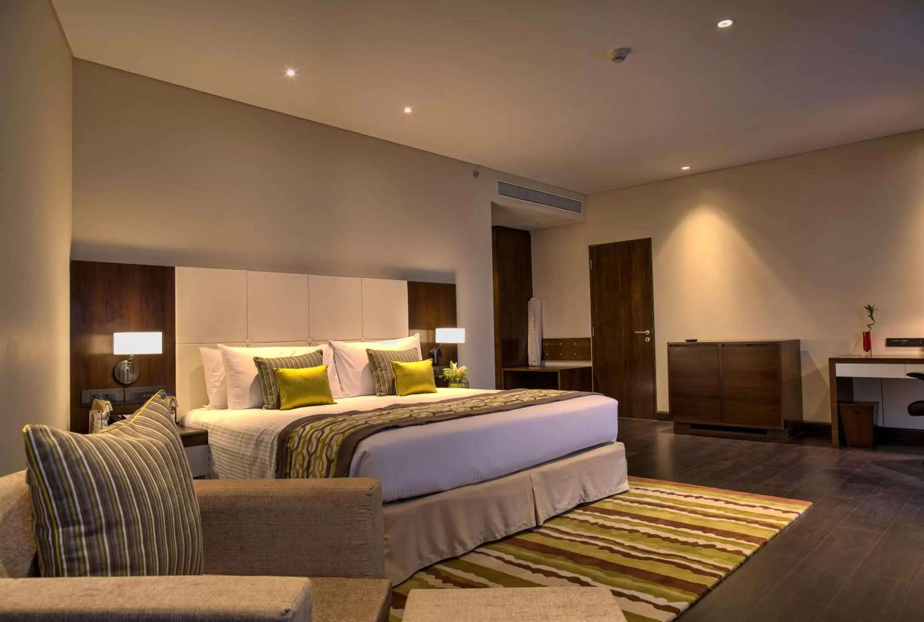 Executive Twin Room with Balcony - single occupancy in Gateway Nashik Executive Twin Room with Balcony - single occupancy in Gateway Nashik