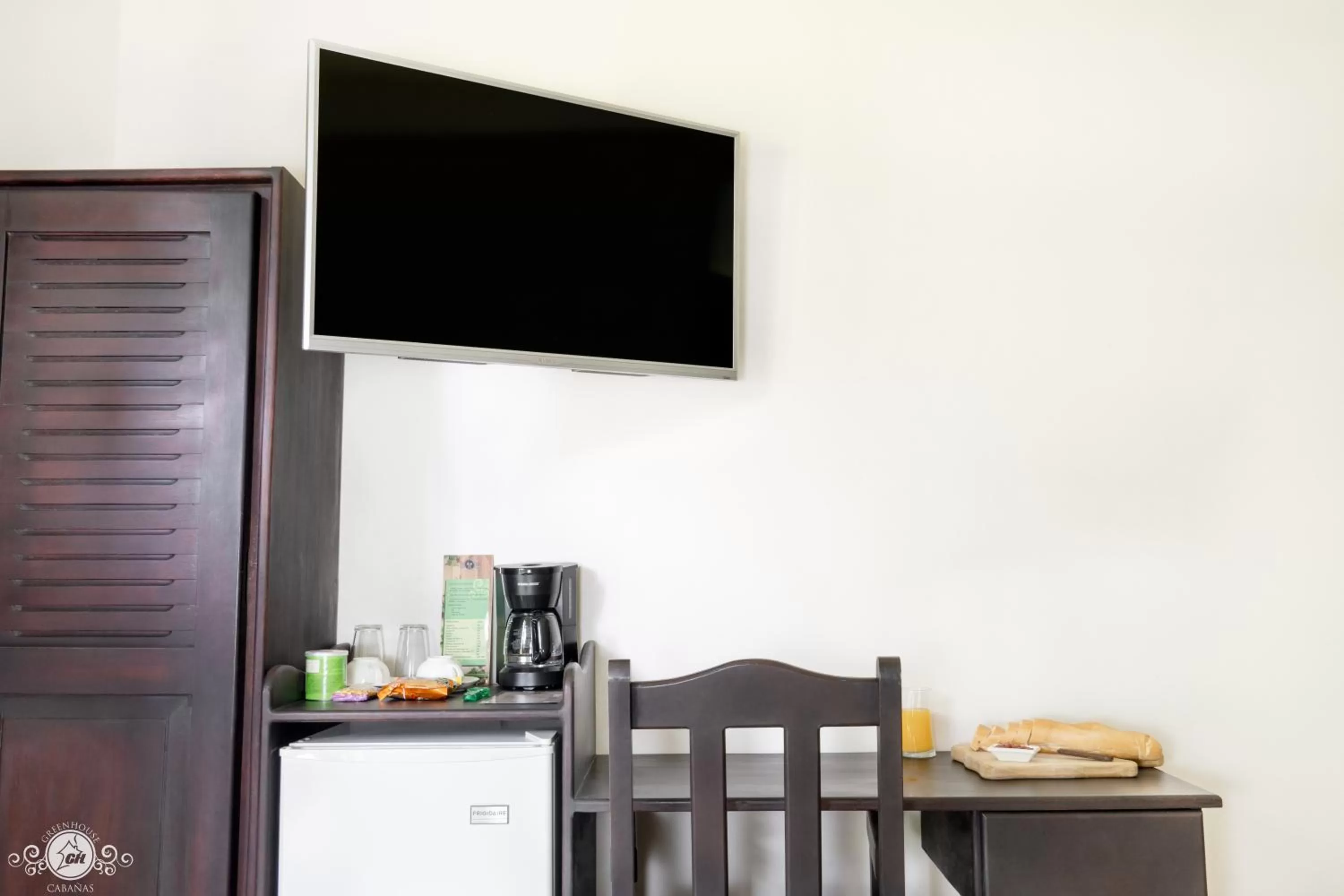 TV/Entertainment Center in Cabañas Green House