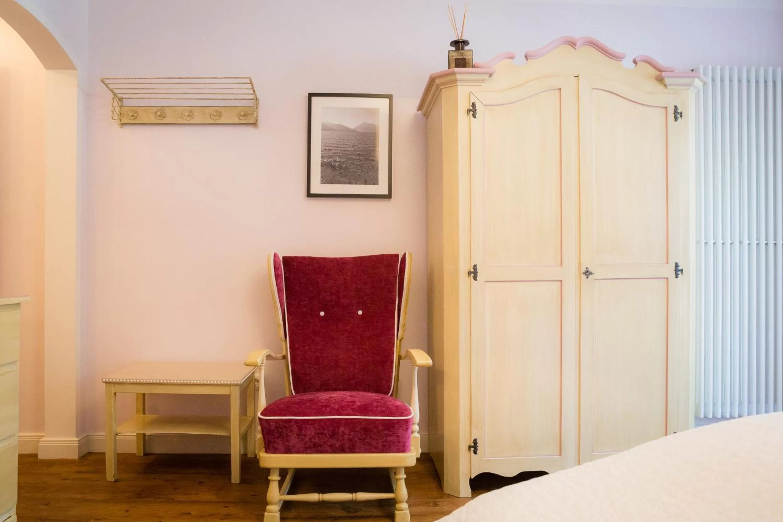 Photo of the whole room in Bio Design Boutique Landhaus St Georg