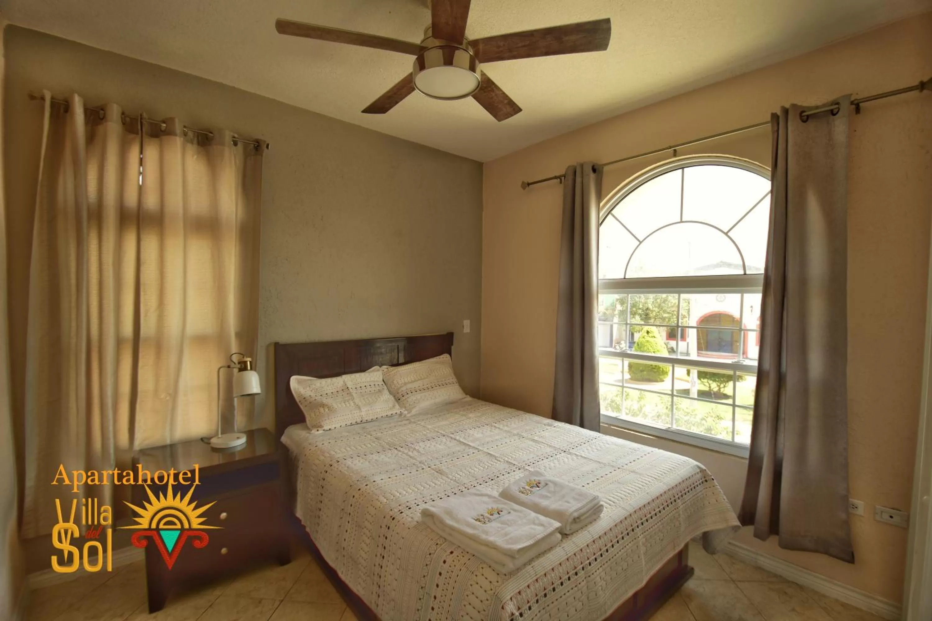 Bed in Villa Del Sol