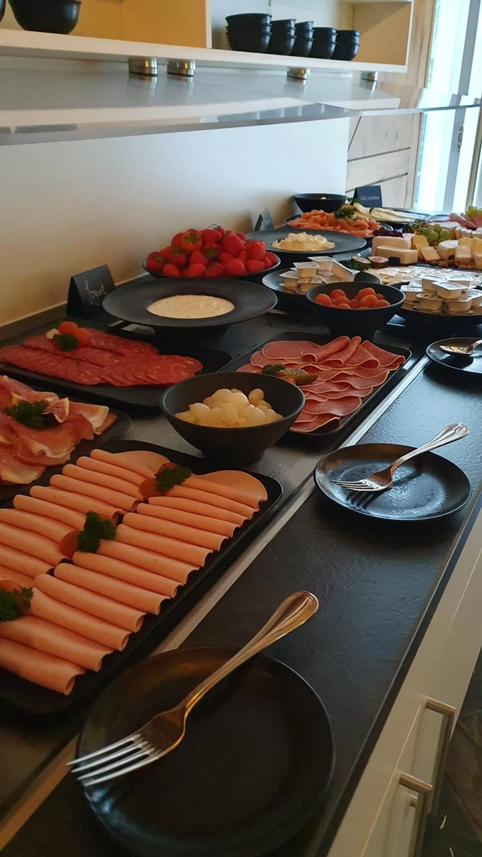 Buffet breakfast in Uferdeck - Boutique Hotel