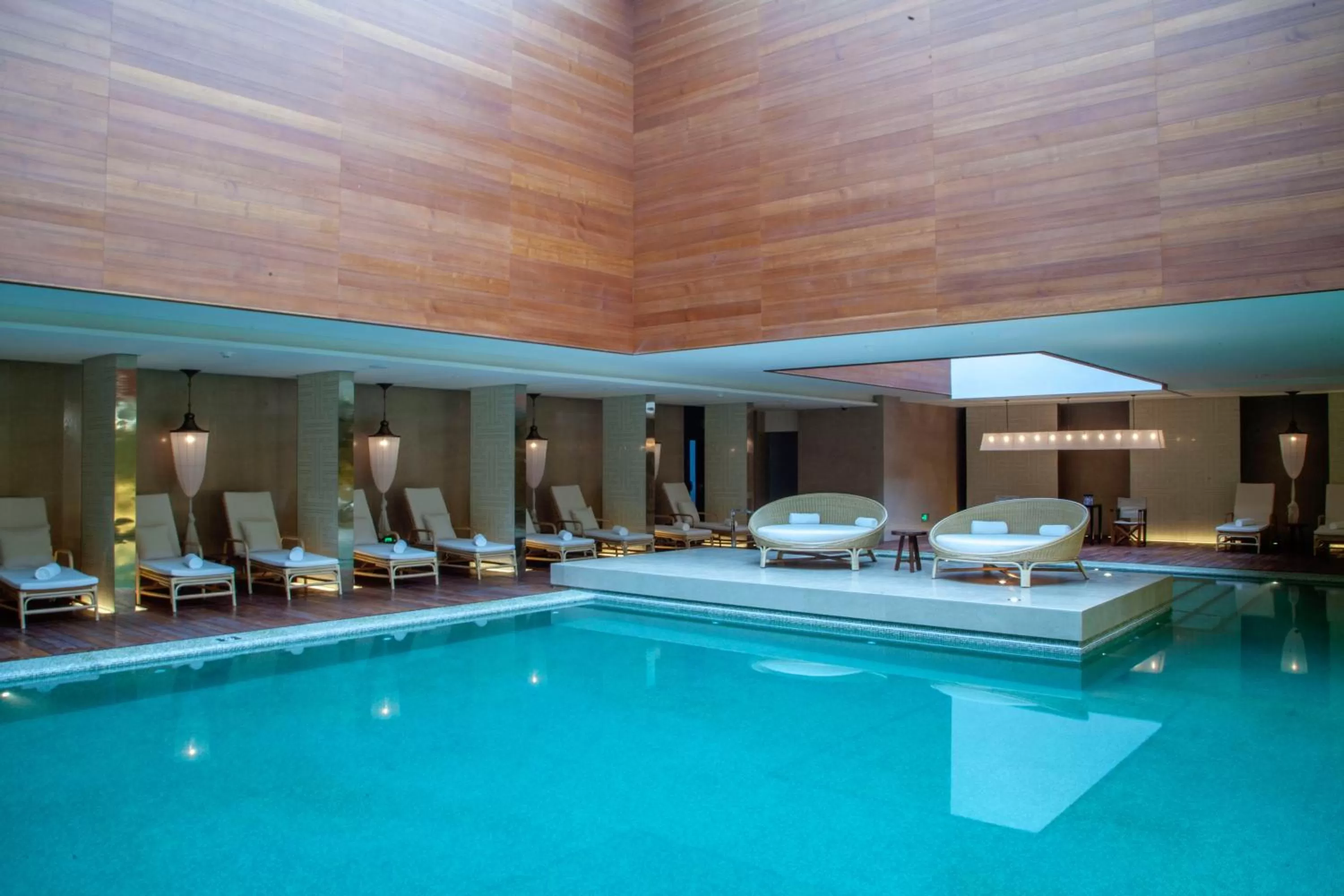 Swimming pool in Grand Hyatt Chengdu