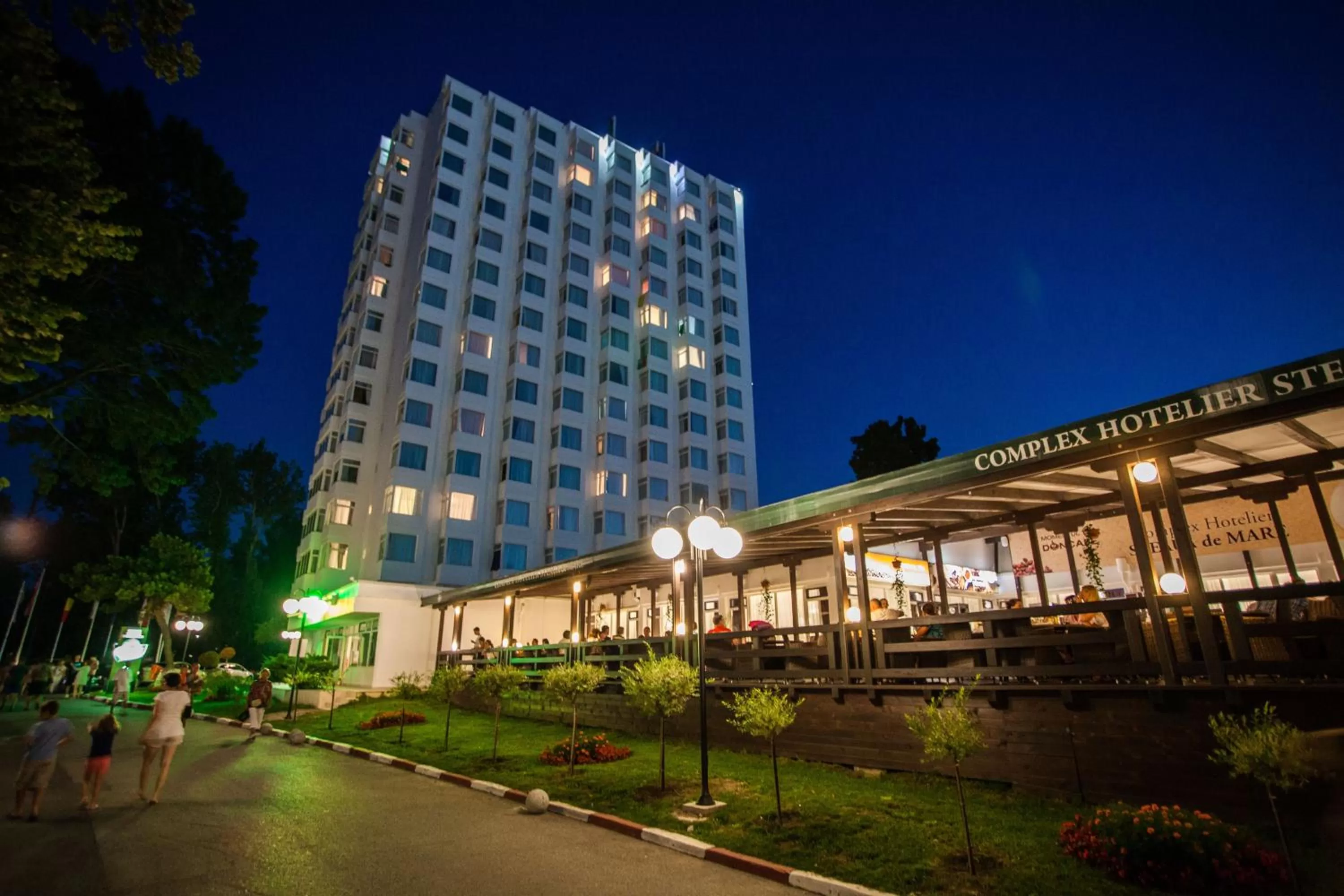 Property building in Aqvatonic Hotel - Steaua de Mare