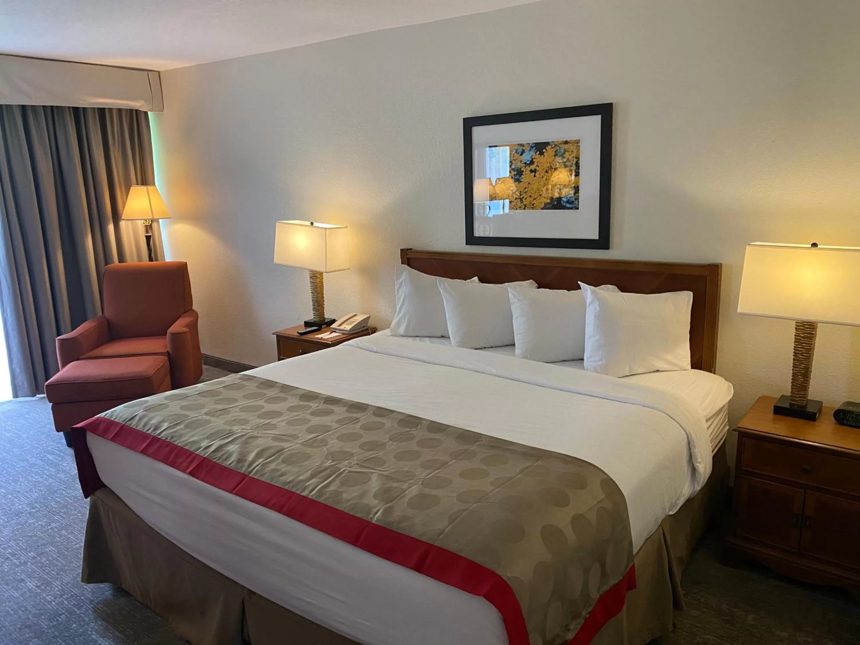 Bed in Ramada by Wyndham Albuquerque Midtown