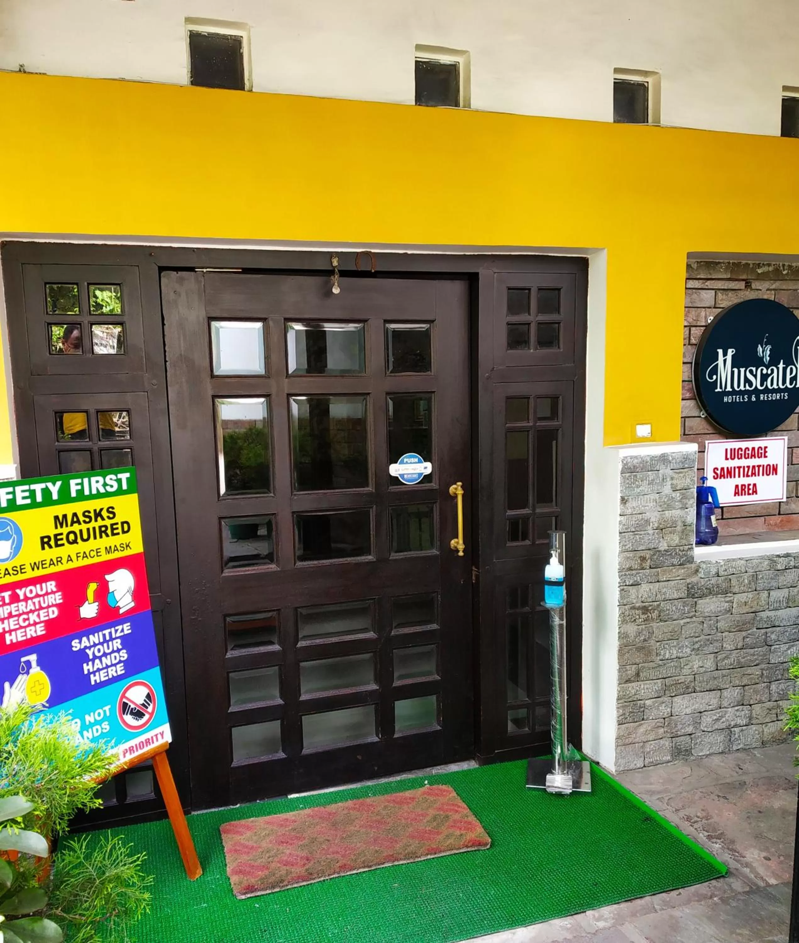 Facade/entrance in Muscatel Delamare - 200 Mts from MG Marg